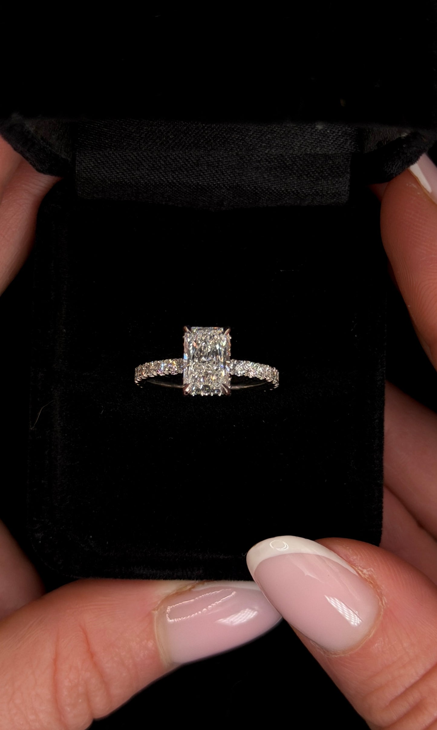1.50ct Radiant Brilliant Cut (E VS1) Engagement Ring – IGI Certified – Diamond Shank & Hidden Halo