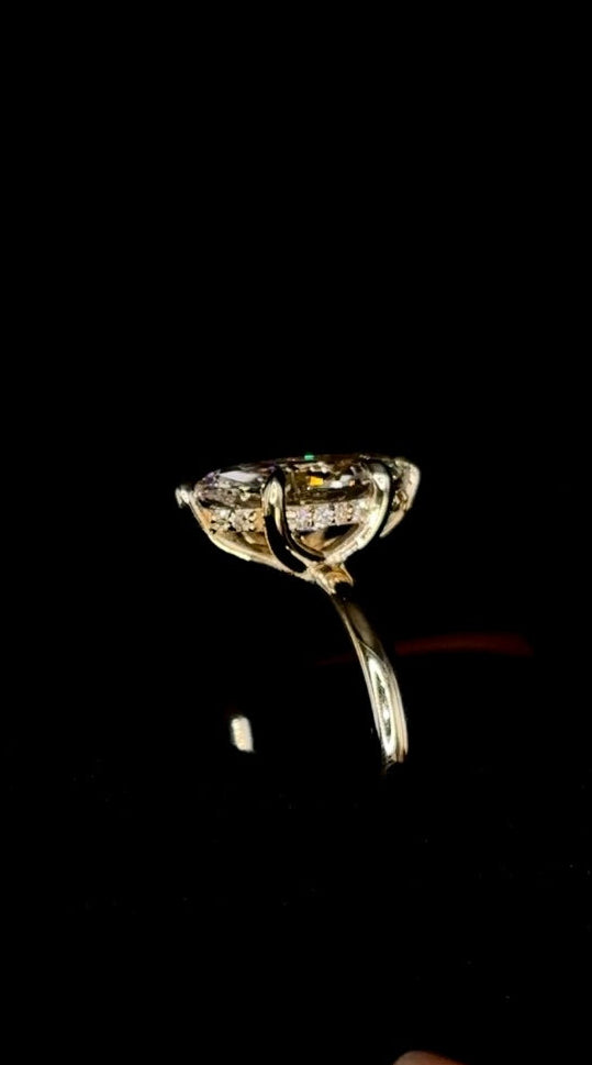 2.00ct Marquise Cut (D VVS2) Diamond Engagement Ring – IGI Certified Hidden Halo