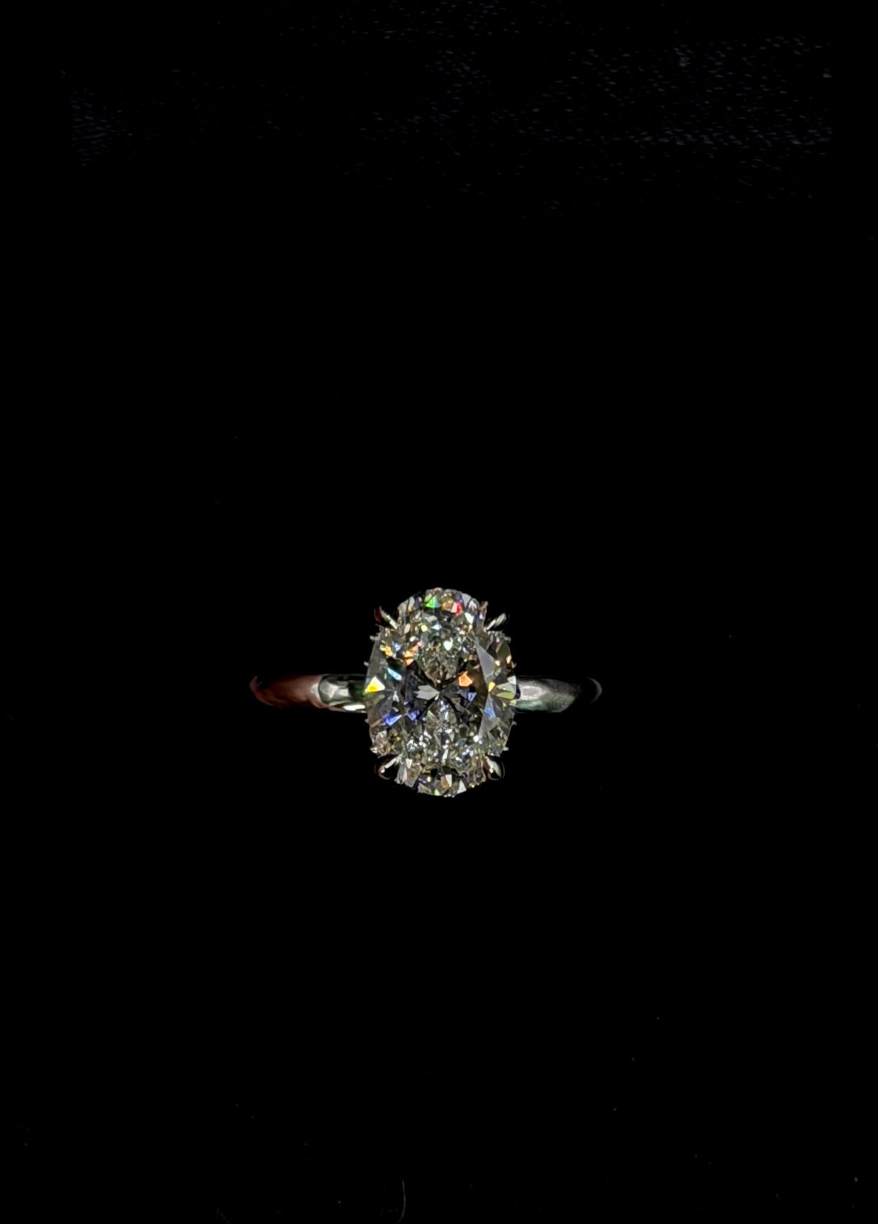 1.50ct Oval F VS1 Hidden Halo Diamond β IGI Certified