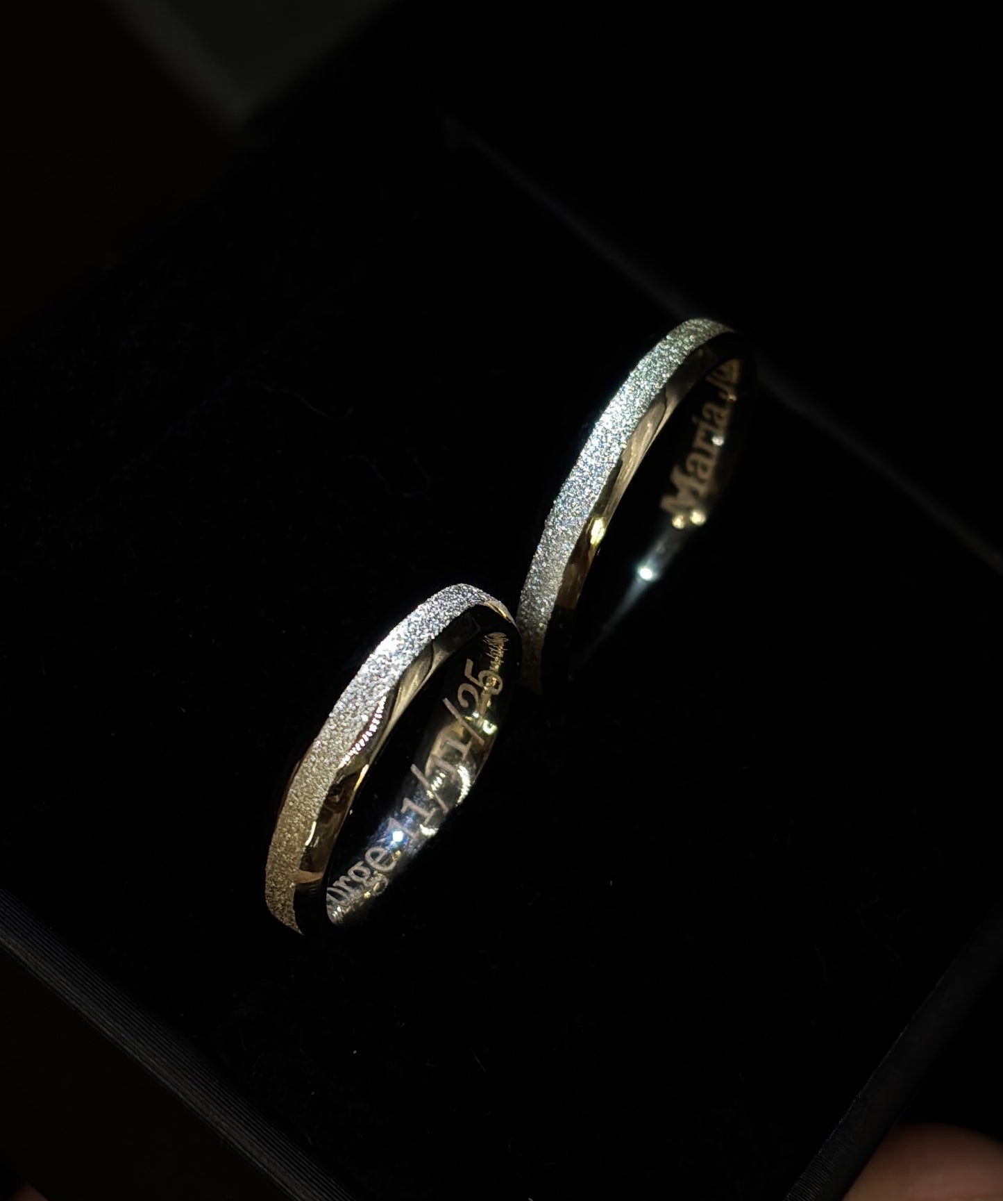 Hammered Wedding Band Set – 14K White Gold Miami