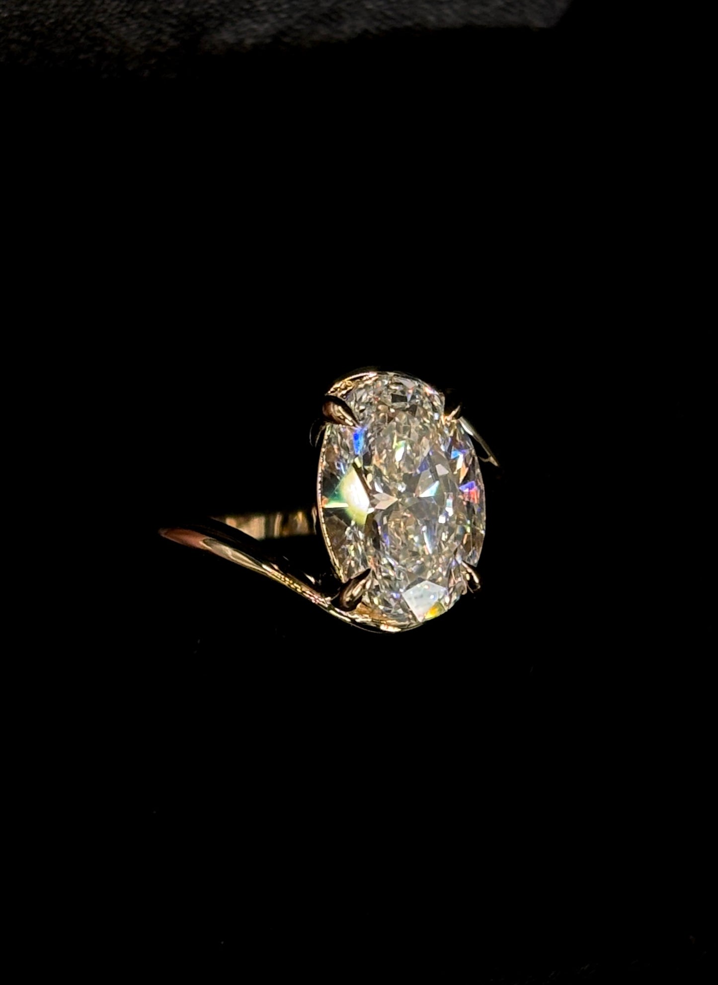 3.00ct Oval Cut Diamond Engagement Ring – By Pass Style · Solitaire Elegance