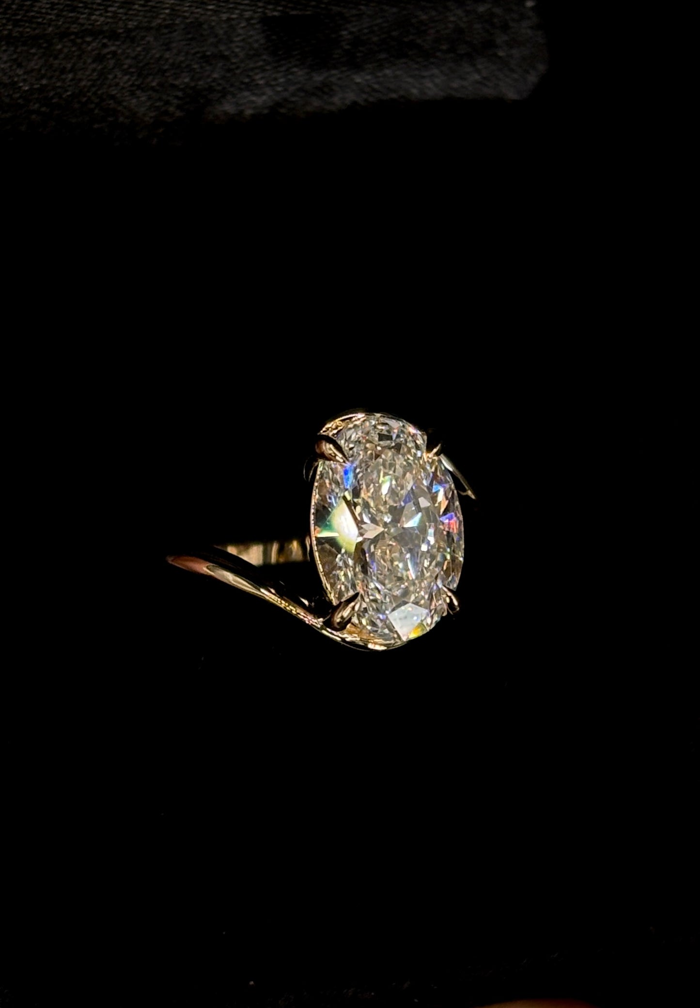 3.00ct Oval Cut Diamond Engagement Ring – By Pass Style · Solitaire Elegance