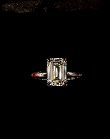 2.00ct Emerald Cut (E VS1) Diamond Engagement Ring – IGI Certified – Hidden Halo Style