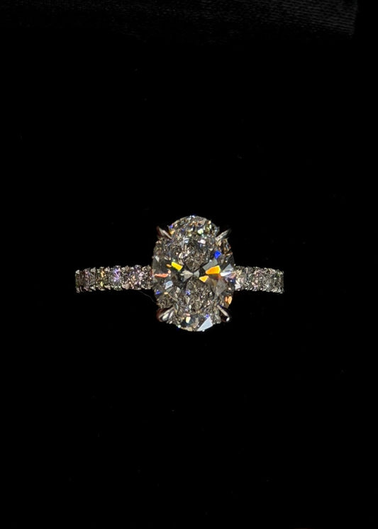 2.00ct Oval Brilliant Cut (E VS1) Diamond Engagement Ring – IGI Certified – Diamond Shank