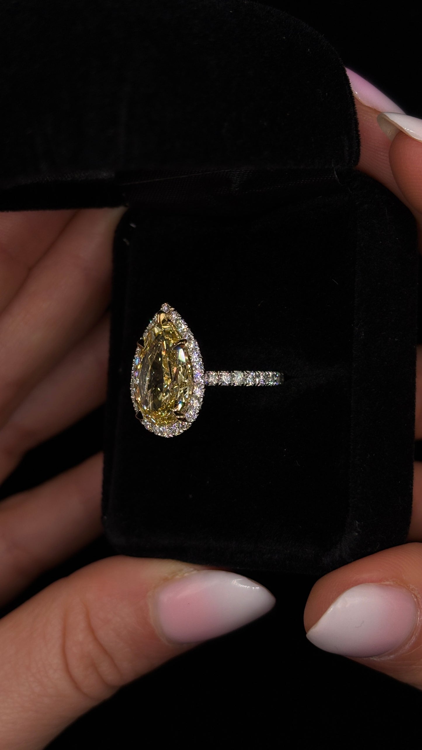 6.00ct Pear Cut (Fancy Yellow Intensive VS1) Diamond Engagement Ring – IGI Certified · Halo & Shank Radiance