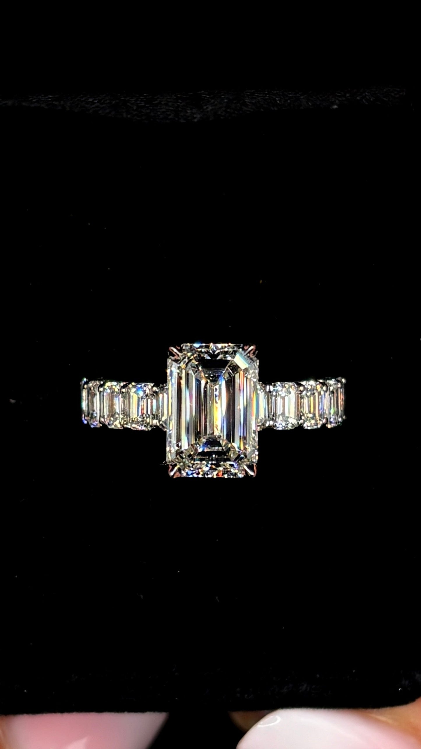 3.50ct Emerald Cut (E VS1) Diamond Engagement Ring – IGI Certified · Diamond Shank Elegance