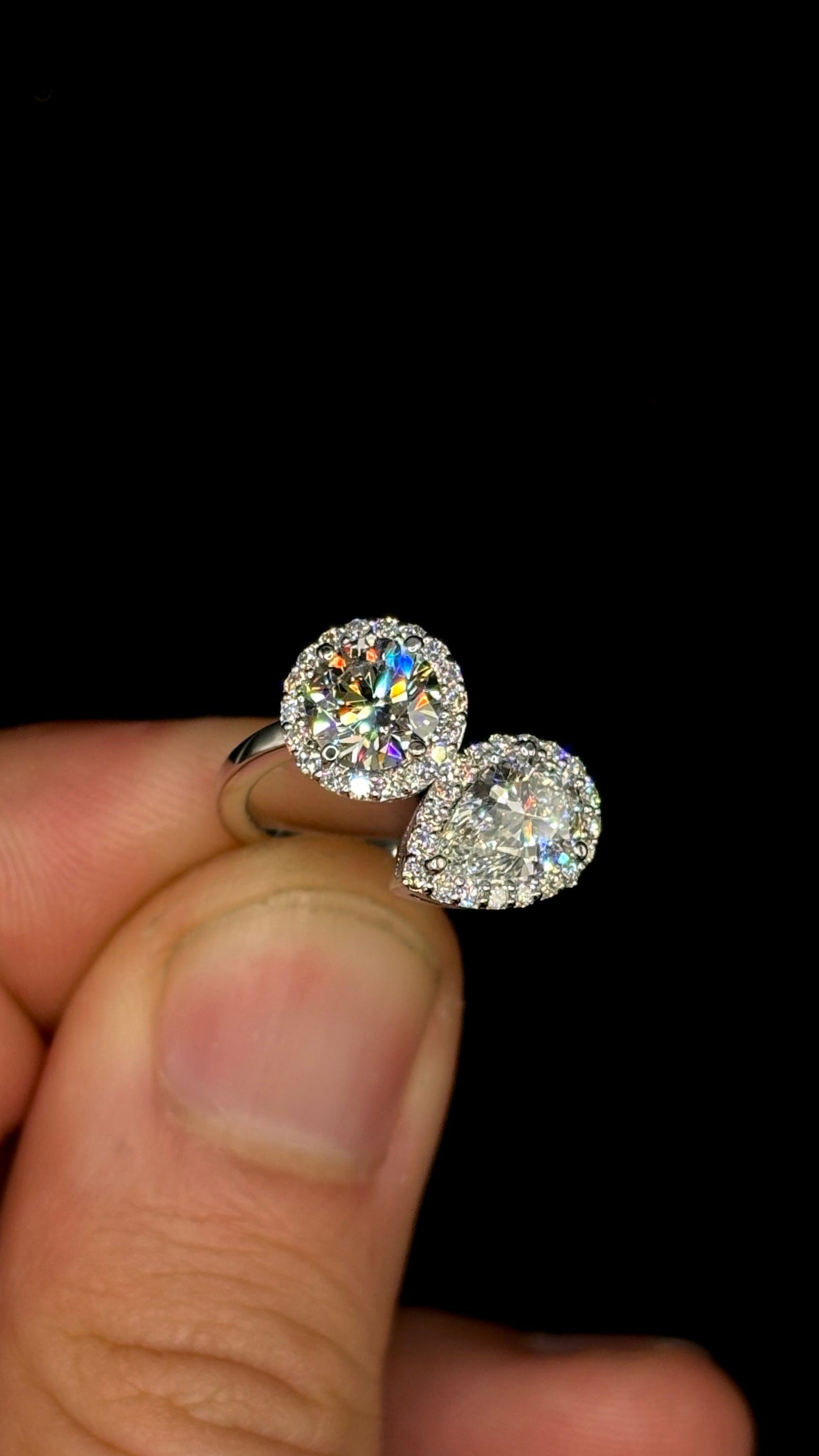 2.00ct Toi et Moi (E VS1) Diamond Engagement Ring – IGI Certified · Halo Elegance