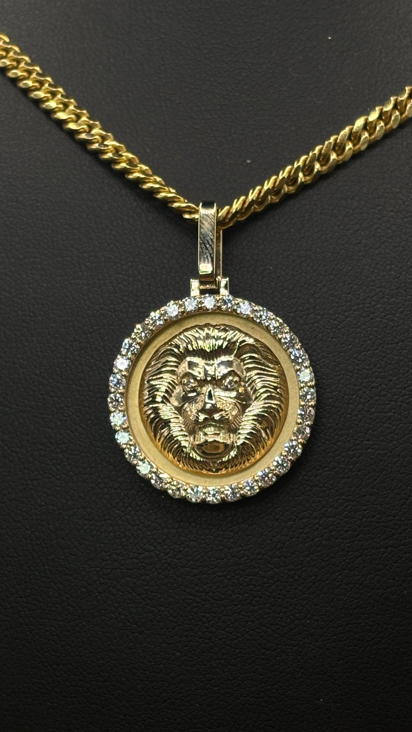 1.00ct VVS Diamond · Lion Pendant – 3D Design
