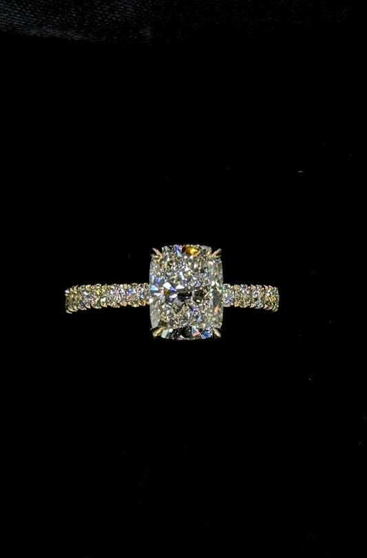 2.00ct Cushion Brilliant Cut (D VS1) Diamond Engagement Ring – IGI Certified – Diamond Shank