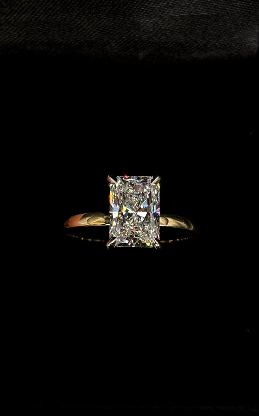 2.00ct Radiant Cut (D VS1) Diamond Engagement Ring – IGI Certified – Two-Tone