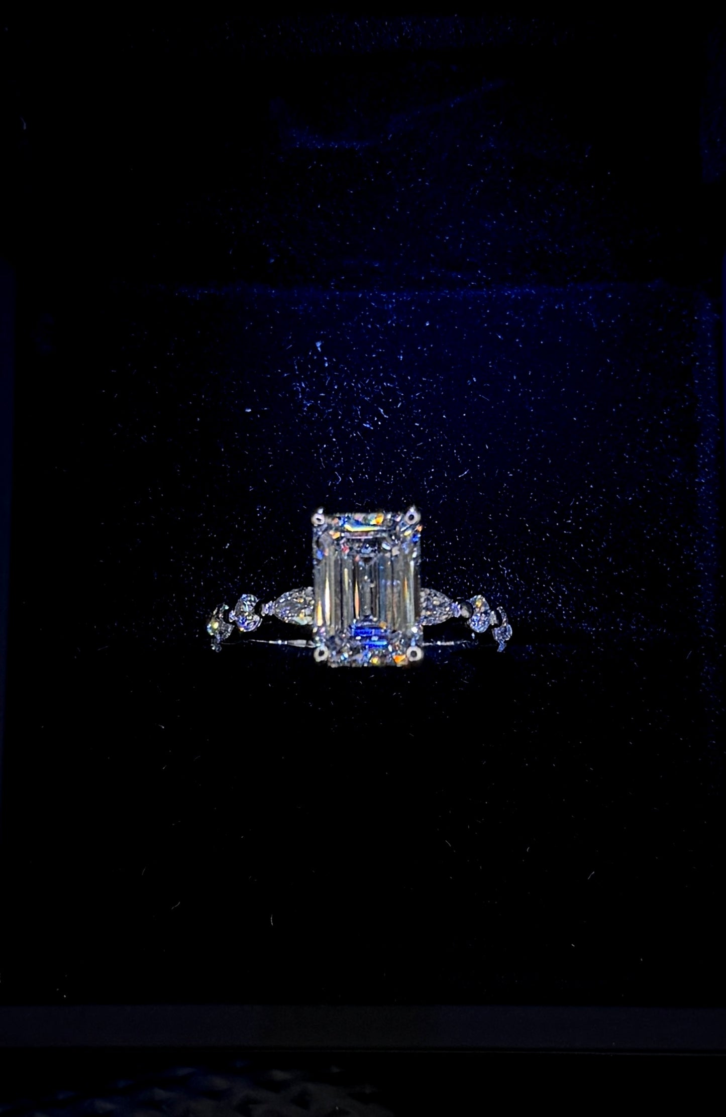 3.00ct Emerald Cut (D VS1) Engagement Ring – IGI Certified – Round & Marquise Shank