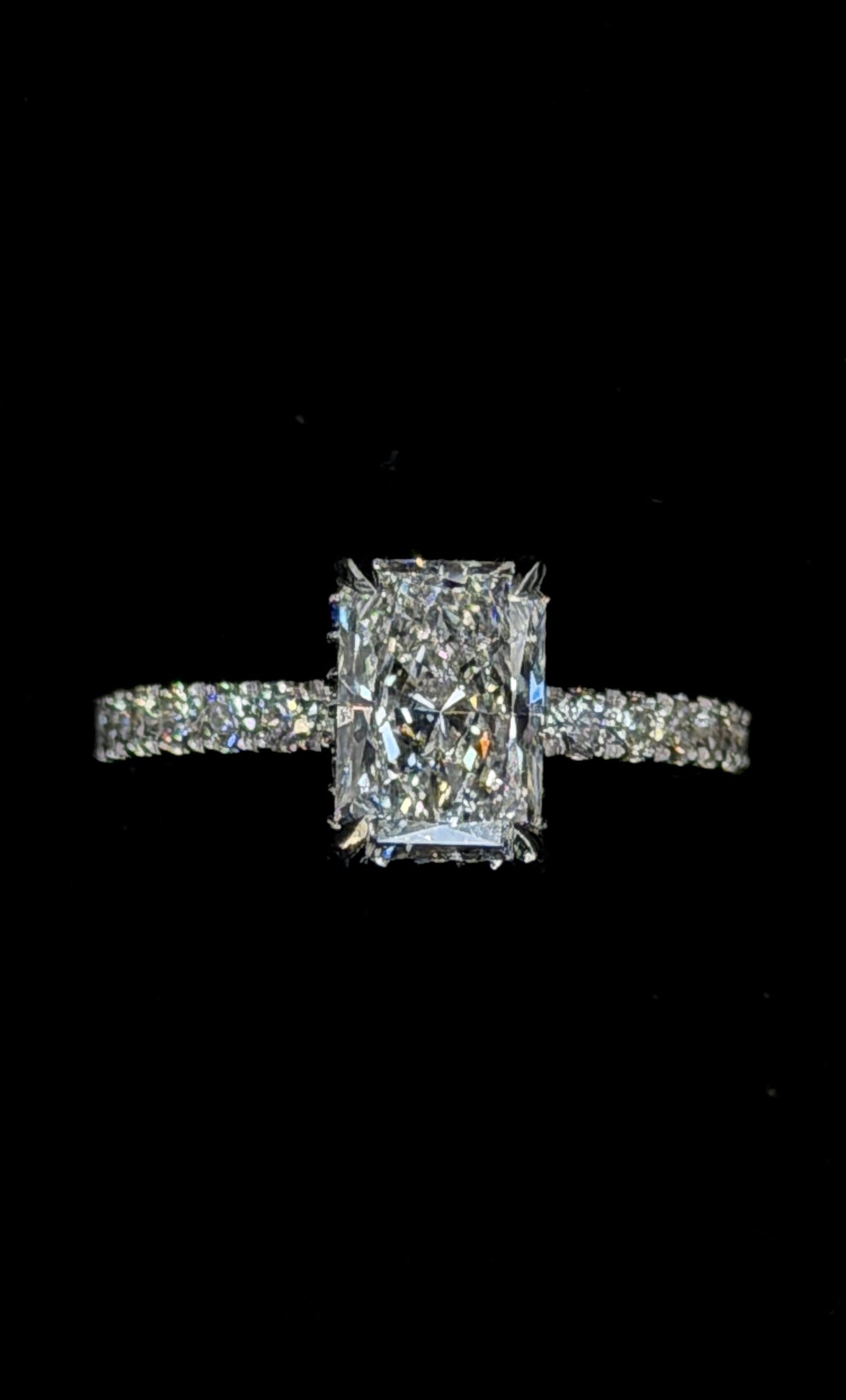 1.50ct Radiant Brilliant Cut (E VS1) Engagement Ring – IGI Certified – Diamond Shank & Hidden Halo