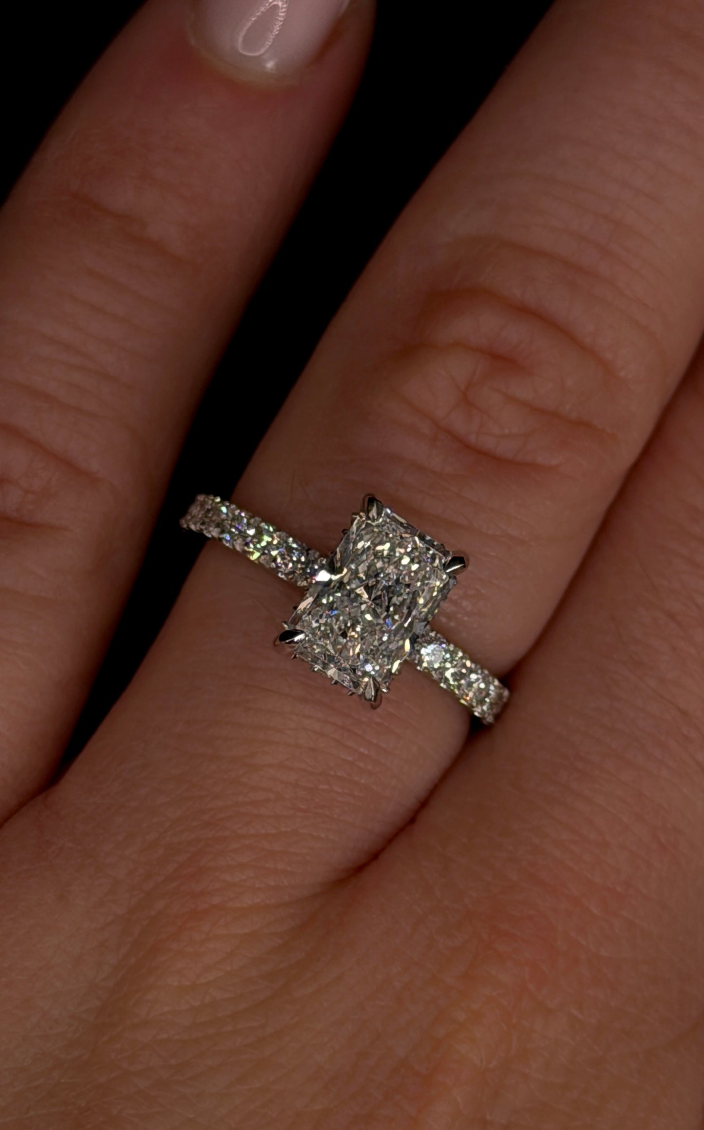 1.50ct Radiant Brilliant Cut (E VS1) Engagement Ring – IGI Certified – Diamond Shank & Hidden Halo
