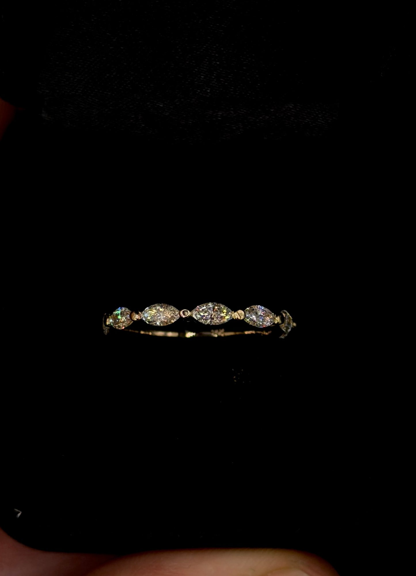 3.00ct Oval Cut (E VS1) Bridal Set – IGI Certified – Hidden Halo & Diamond Shank