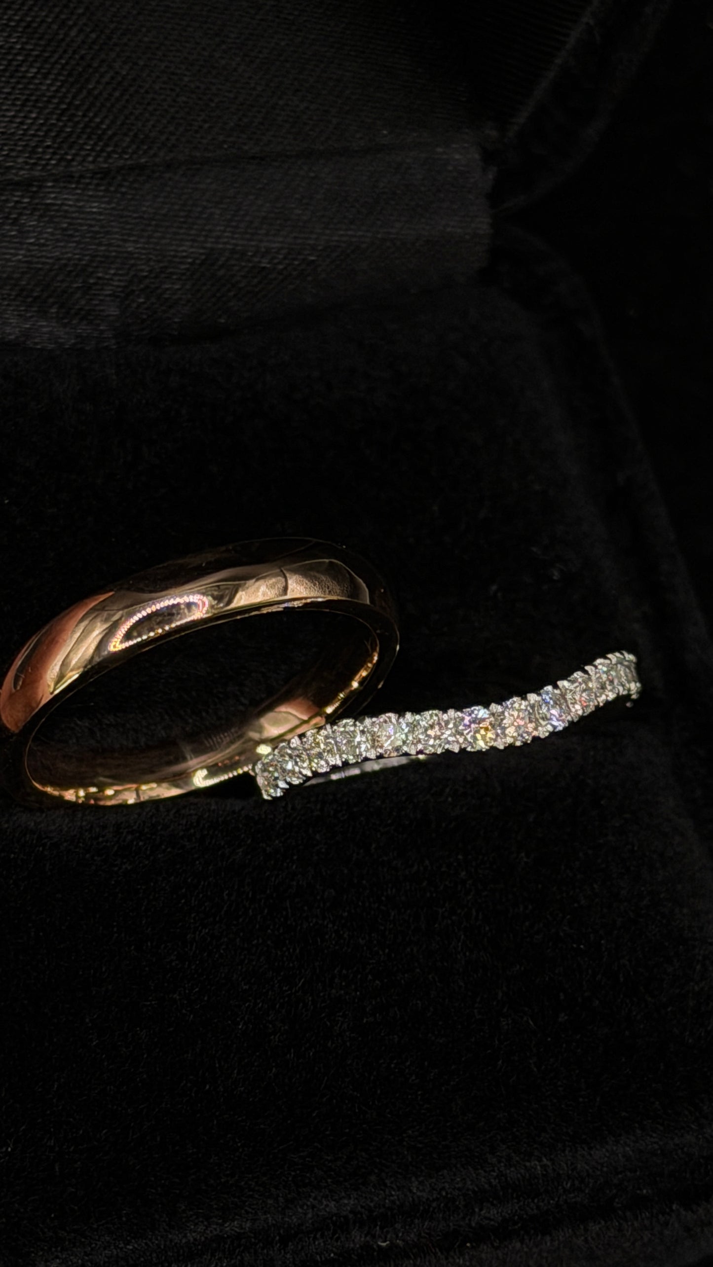 Rose Gold Diamond Wedding Band – VVS Brilliance – Timeless Elegance