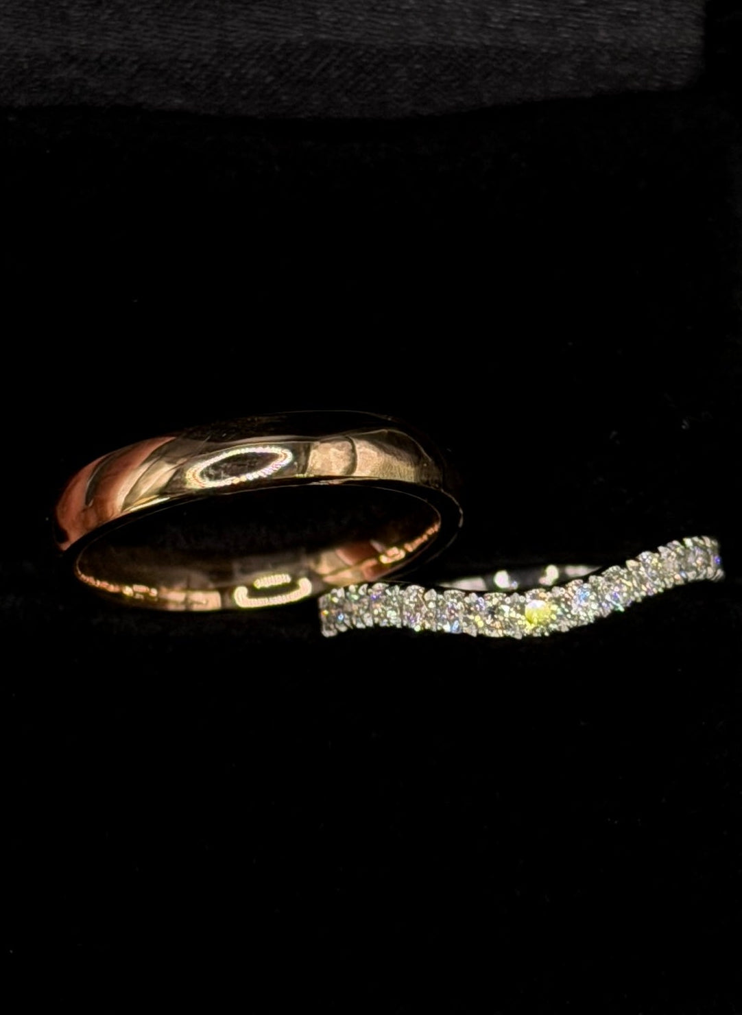 Rose Gold Diamond Wedding Band – VVS Brilliance – Timeless Elegance