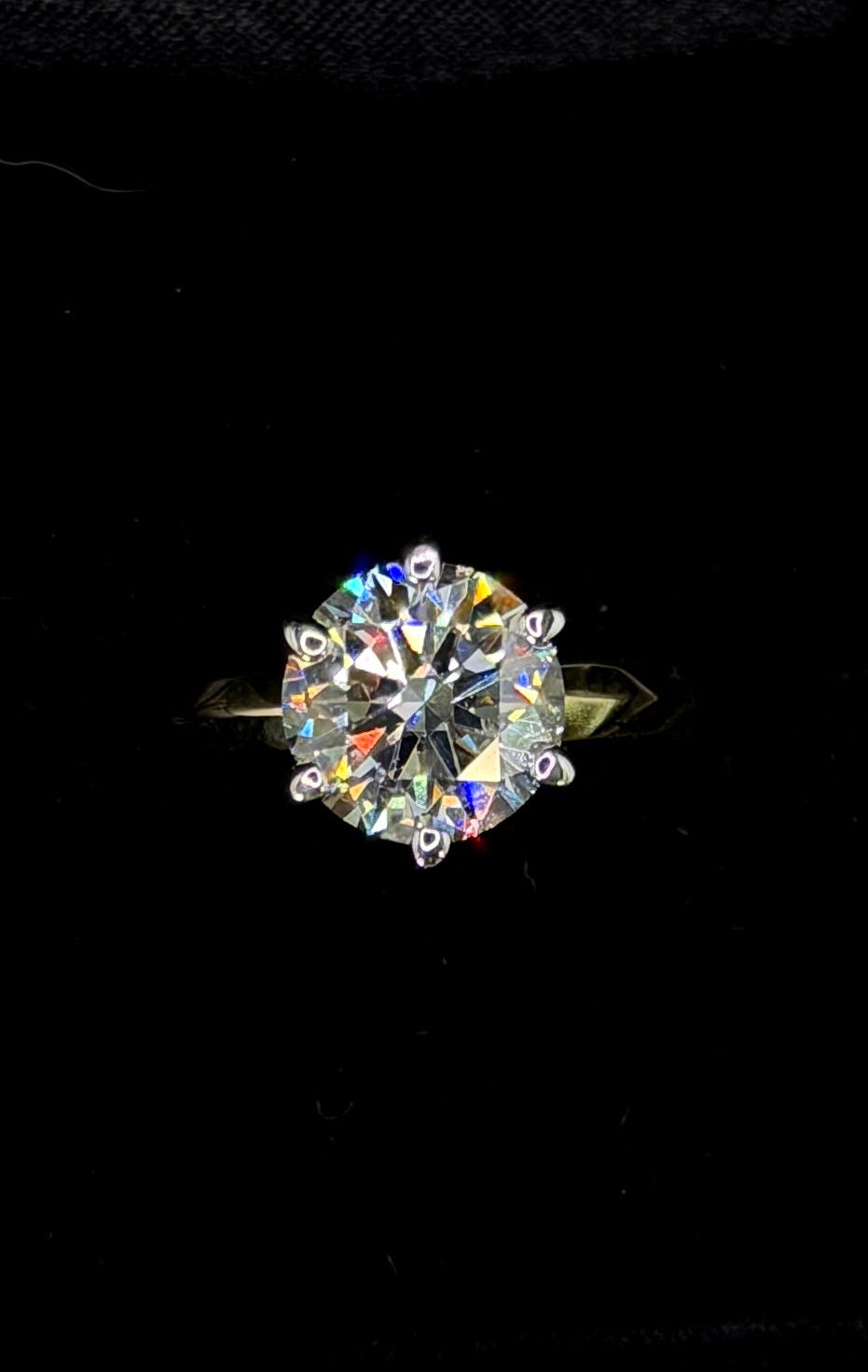 2.00ct Round Brilliant Cut Two-tone Tiffany Style Engagement Ring – IGI Certified – E VVS2