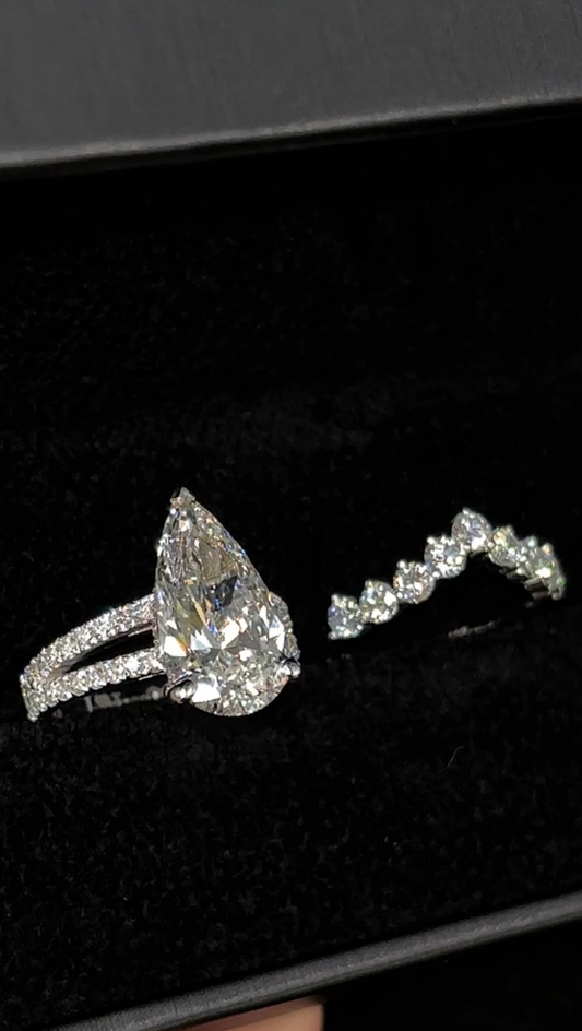 5.00ct Pear Cut (F VS1) Diamond Engagement Ring & VVS Band Set – IGI Certified