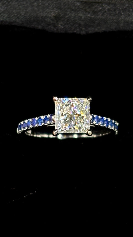 2.00ct Princess Cut (E VVS2) Diamond Engagement Ring – IGI Certified – Natural Sapphire Shank