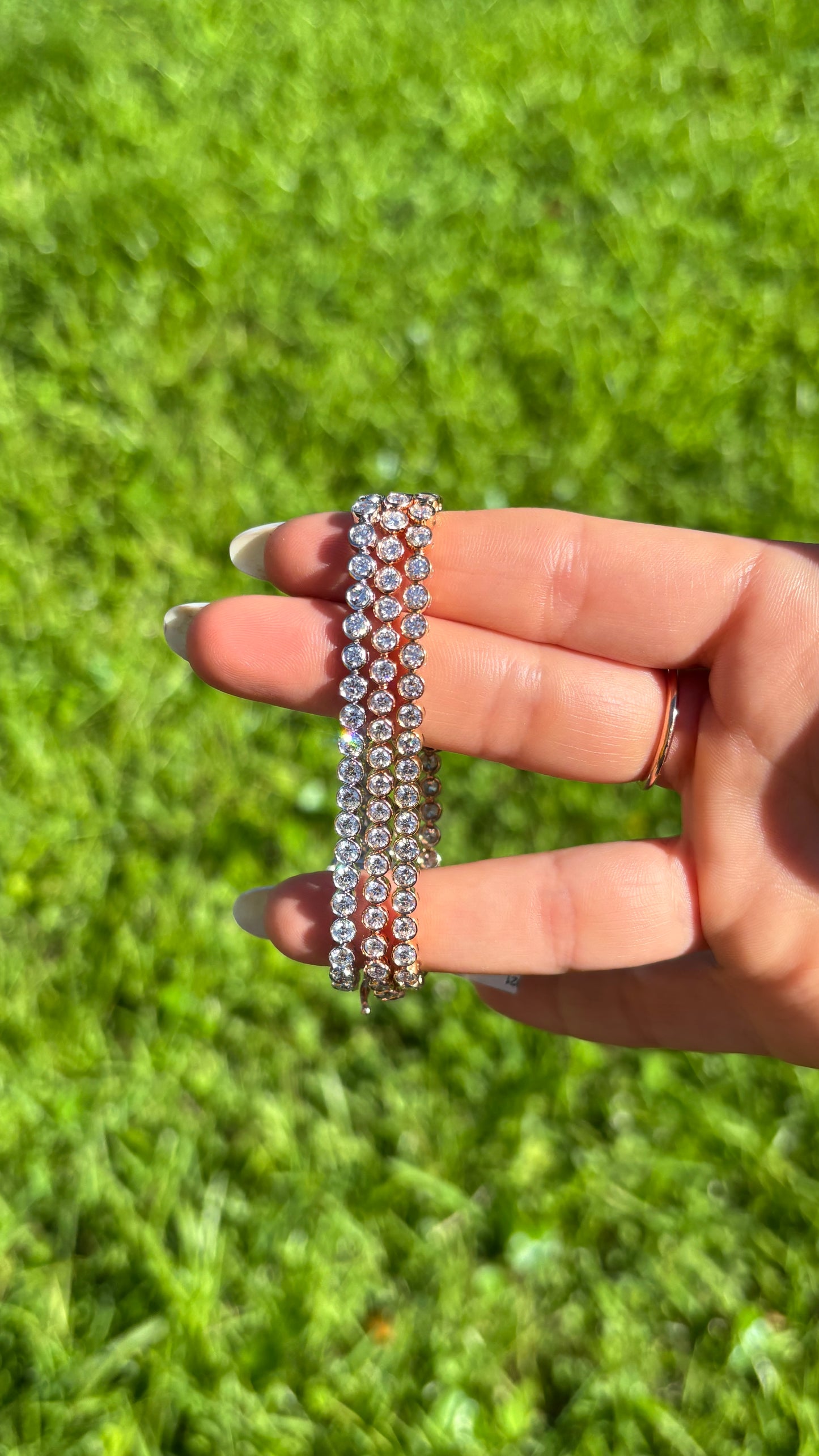 4.00 Carat VVS Diamond Tennis Bracelet – Unisex Bezel Design
