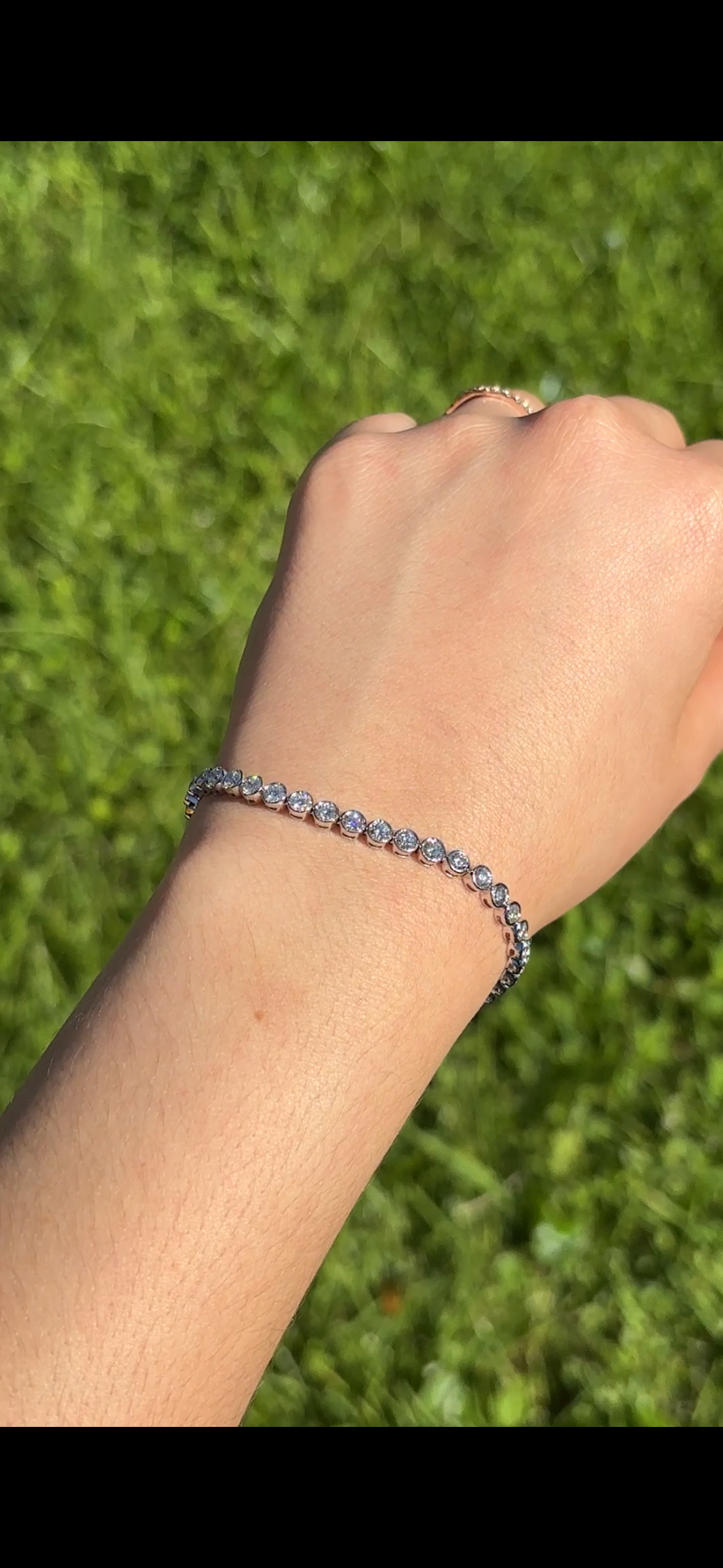 4.00 Carat VVS Diamond Tennis Bracelet – Unisex Bezel Design