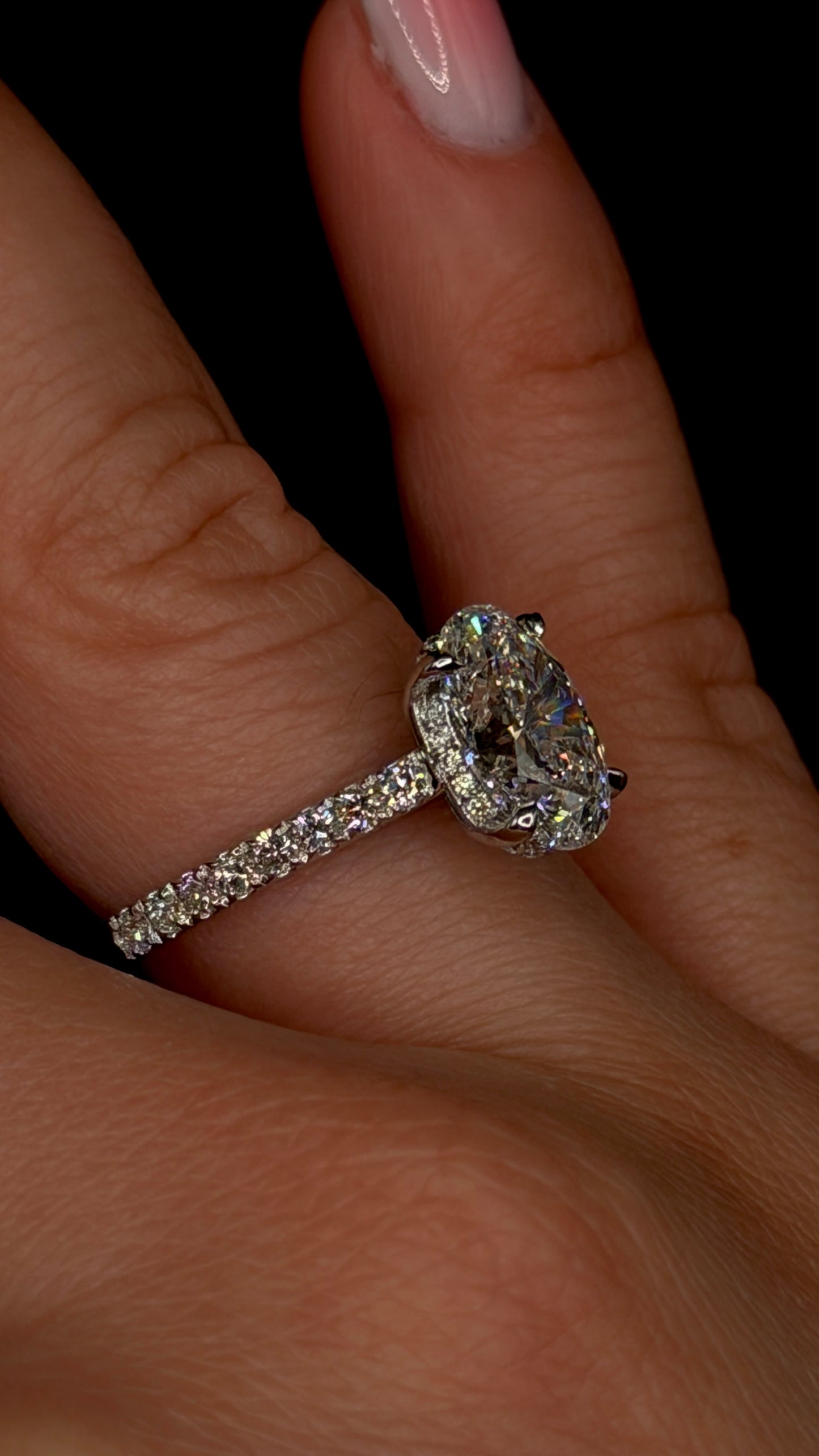 2.50ct Oval E VVS2 Halo Diamond with Diamond Shank – Cathedral Style – IGI Certified