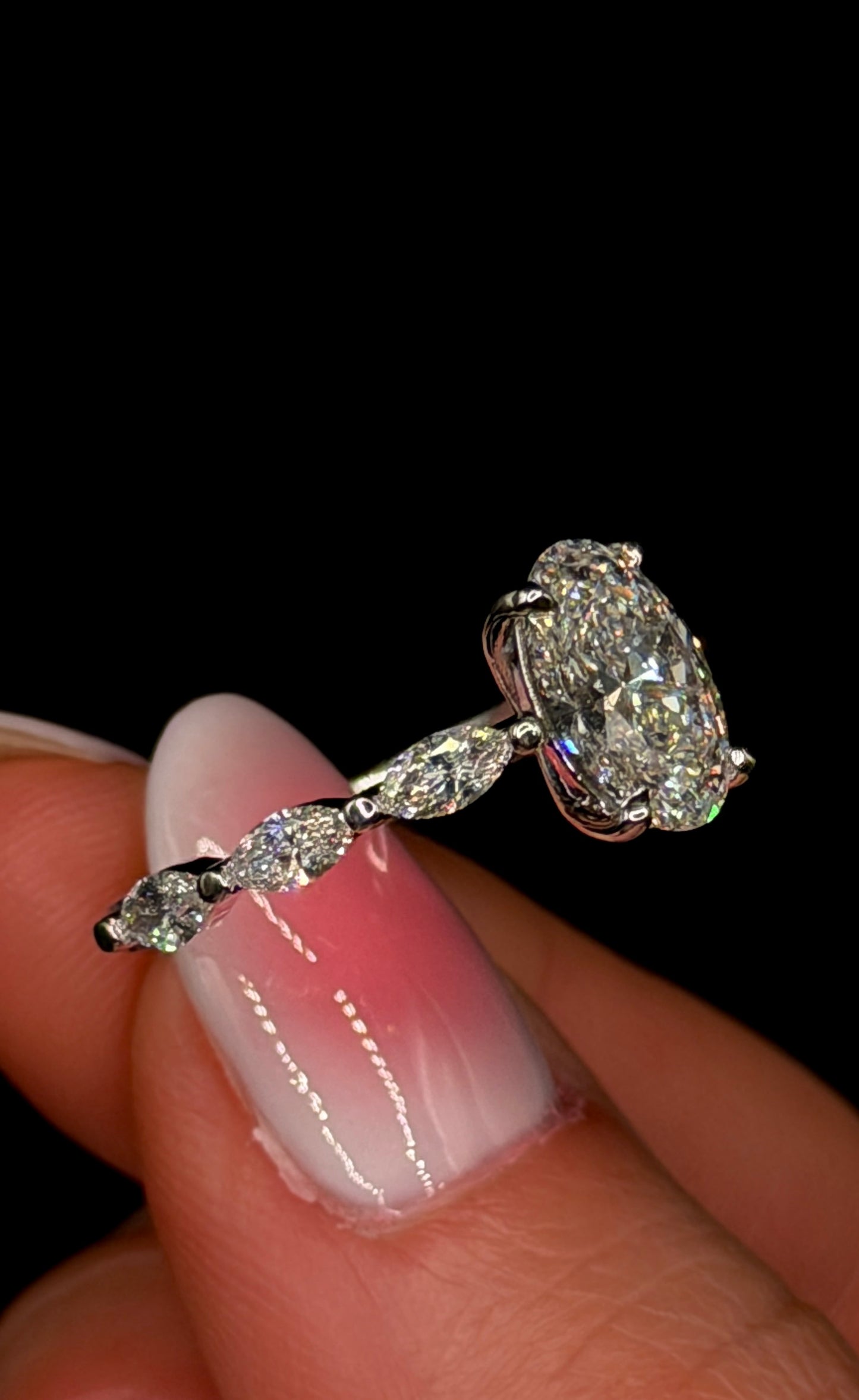 2.00ct Oval E VS1 Marquise Shank Diamond Ring – Cathedral Style – IGI Certified