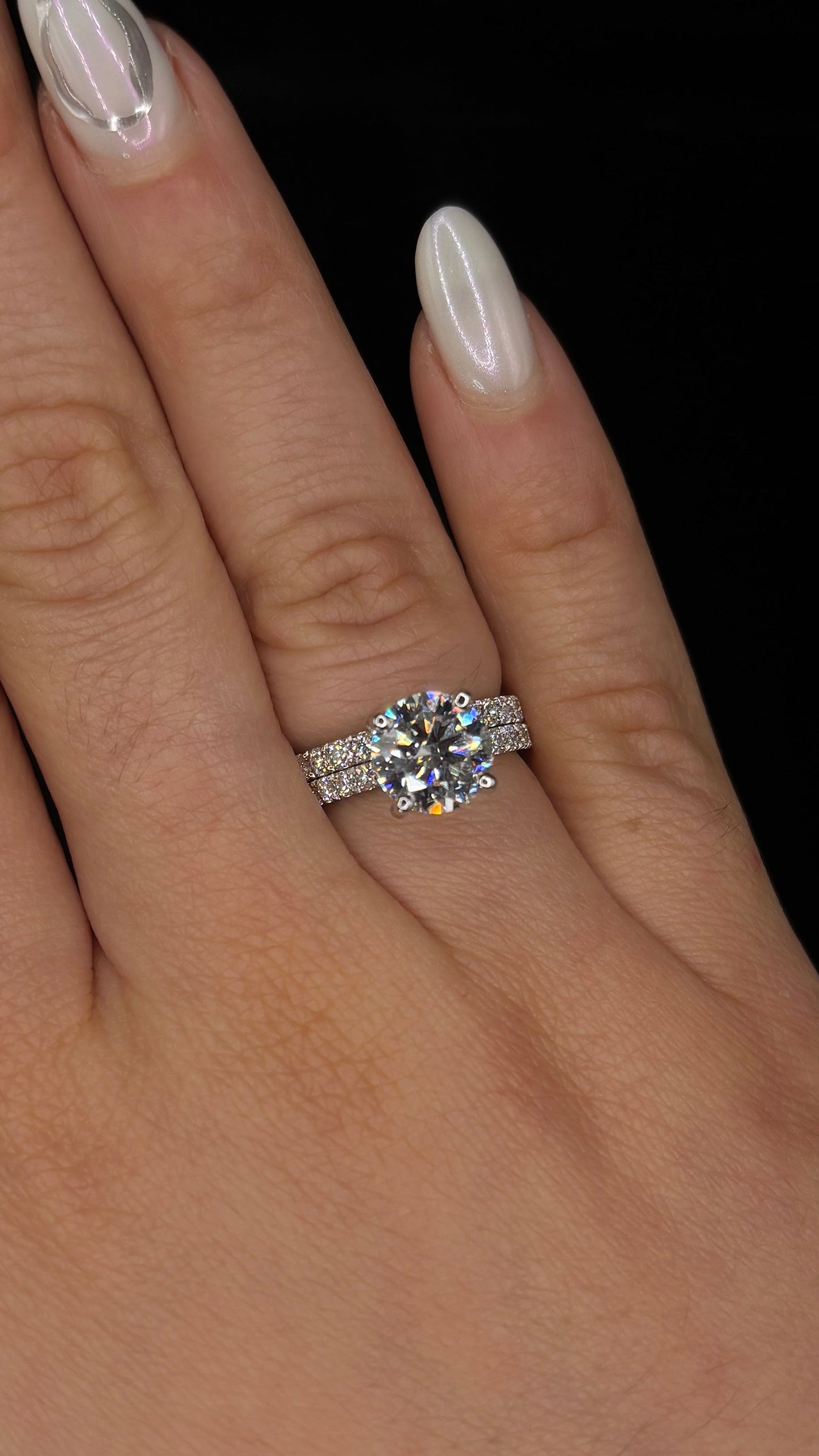 2.00ct Round Brilliant (D VVS2) Diamond Engagement Ring & Wedding Band Set – IGI Certified