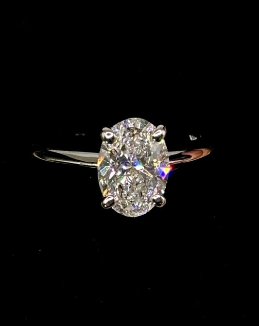 1.50ct Oval Brilliant Cut (E VS1) Engagement Ring – IGI Certified – Classic Solitaire