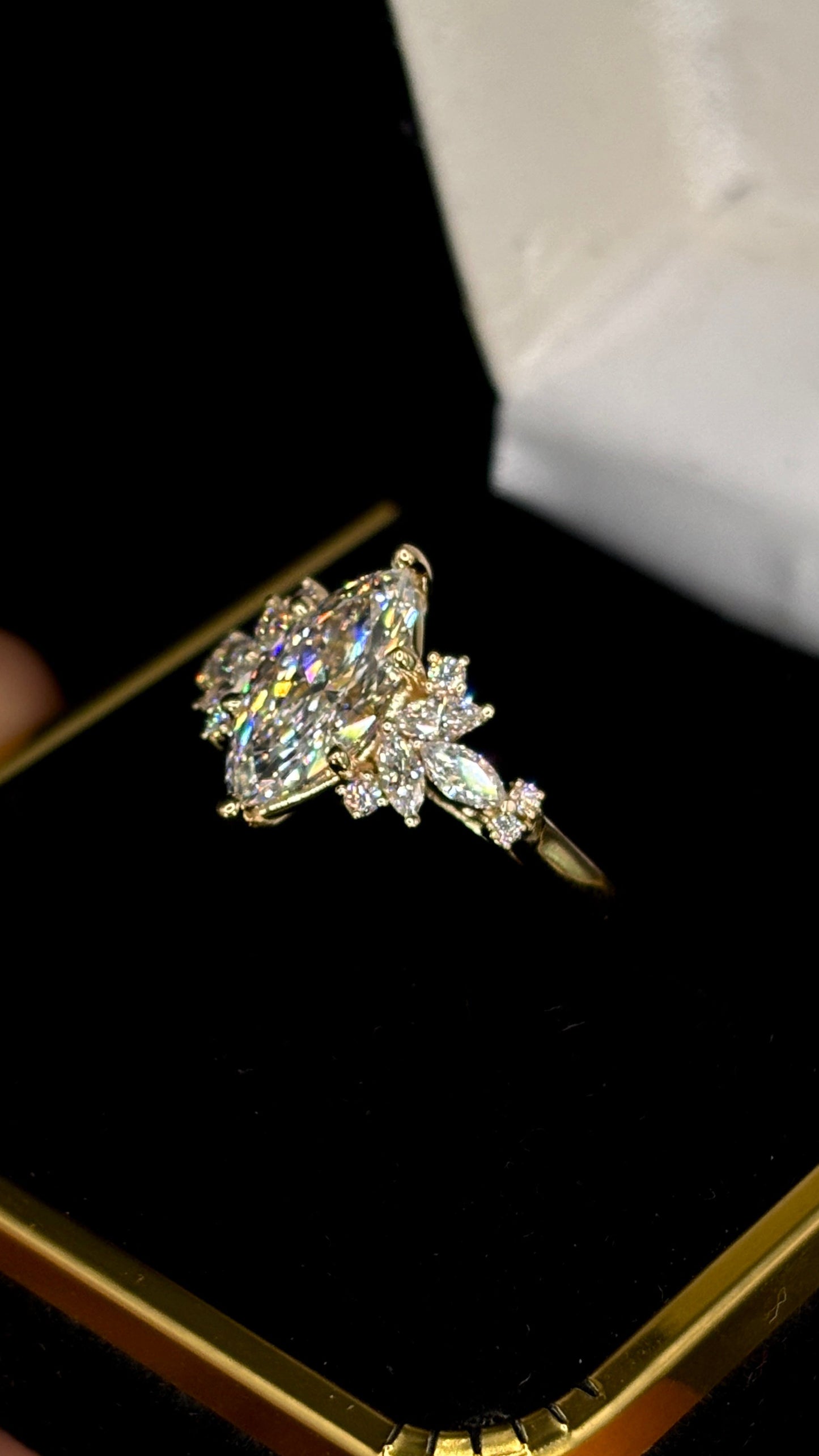 1.50ct Marquise Cut (E VS1) Diamond Engagement Ring – IGI Certified – Diamond Shank