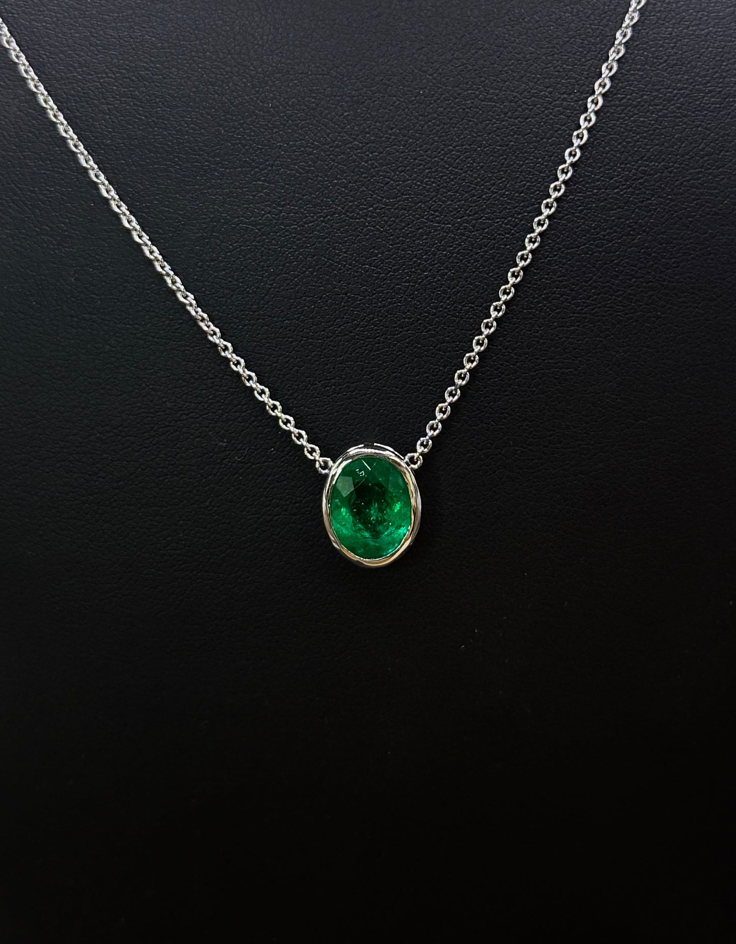 1.00ct Natural Emerald Bezel Pendant
