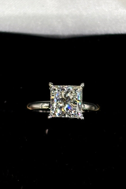 2.00ct Princess Cut (E VVS2) Diamond Engagement Ring – IGI Certified – Sleek Solitaire