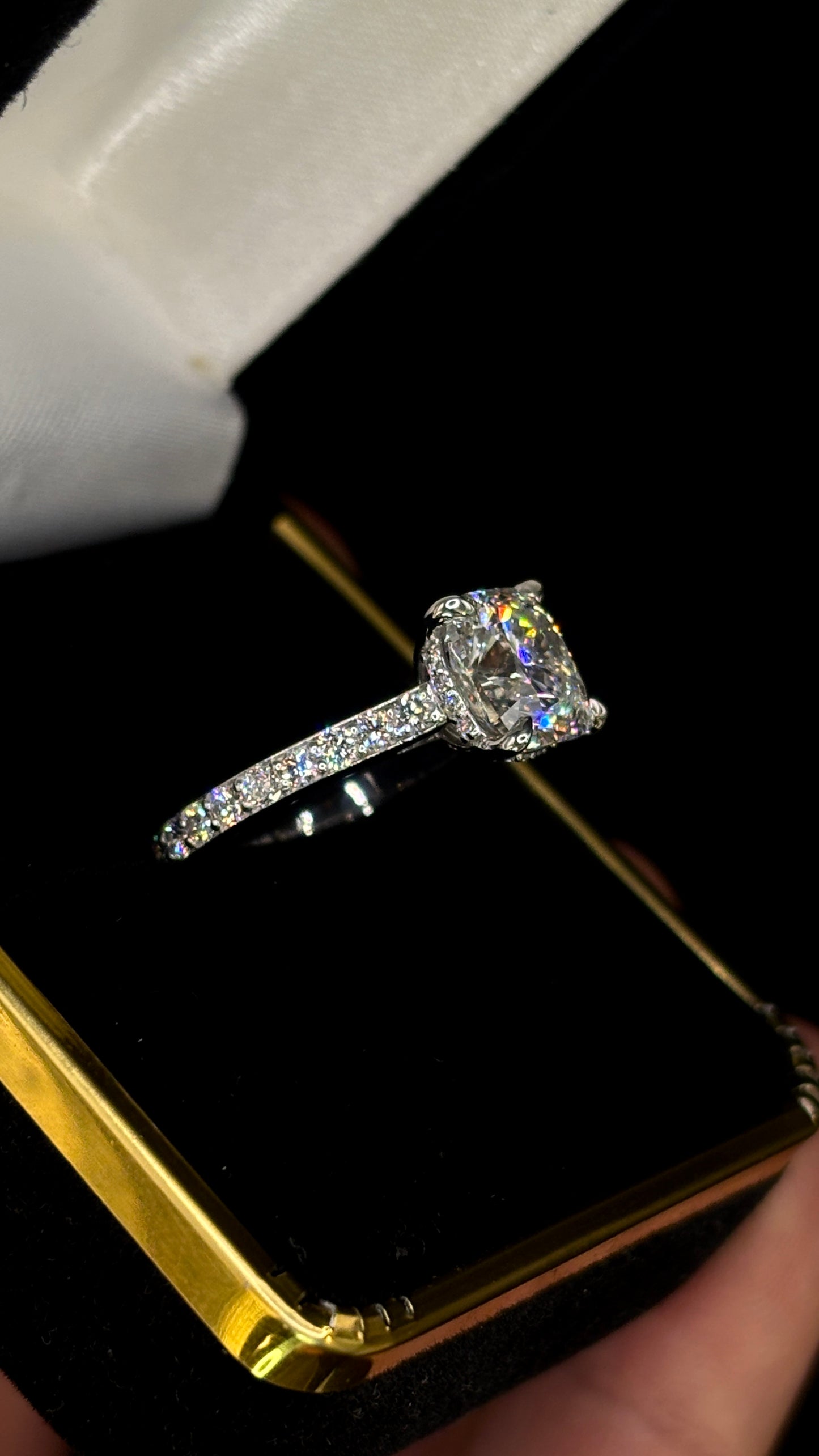 3.10ct Cushion Square (E VS1) Diamond Engagement Ring – IGI Certified – Hidden Halo & Pavé Shank