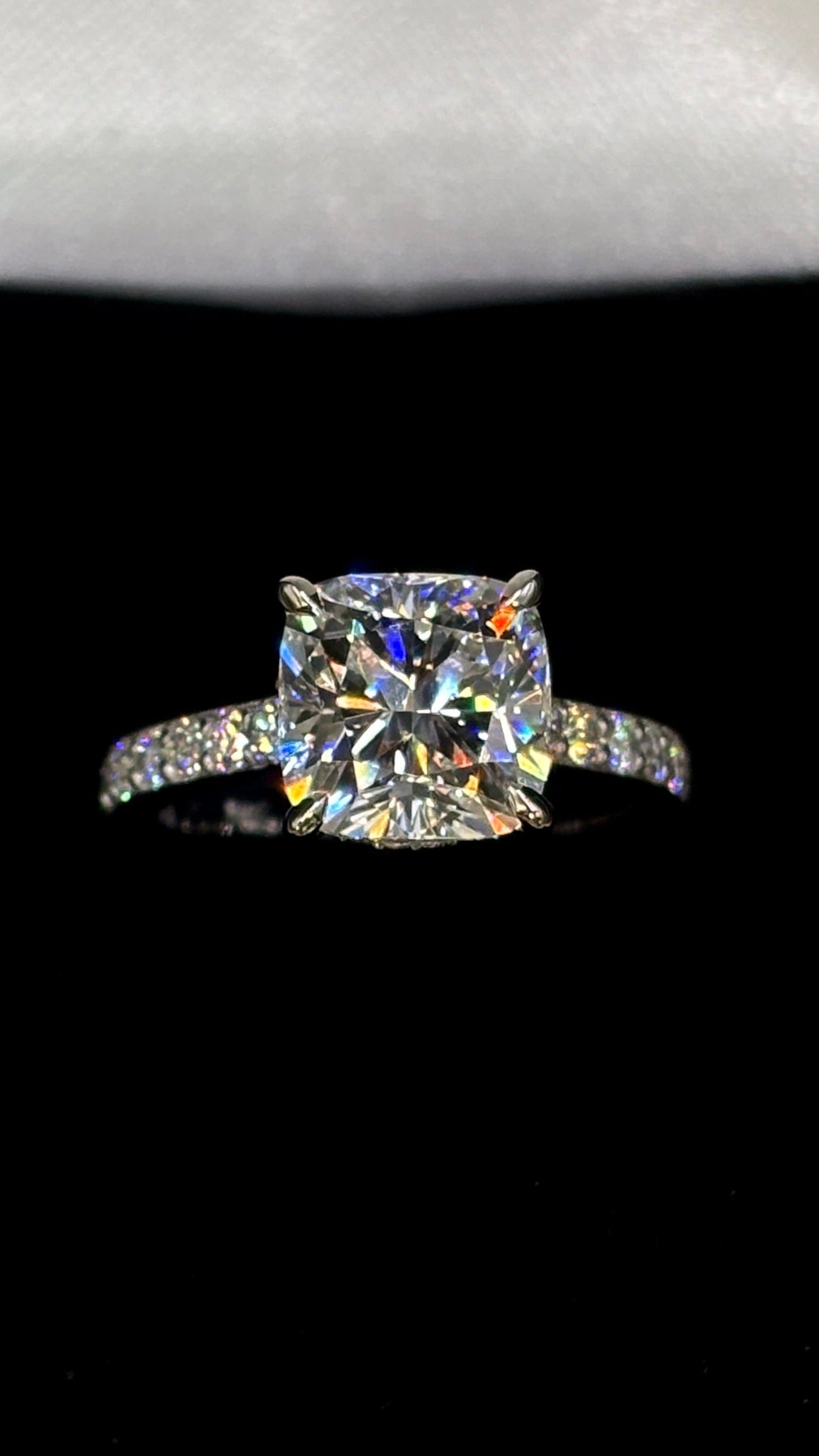 3.10ct Cushion Square (E VS1) Diamond Engagement Ring – IGI Certified – Hidden Halo & Pavé Shank