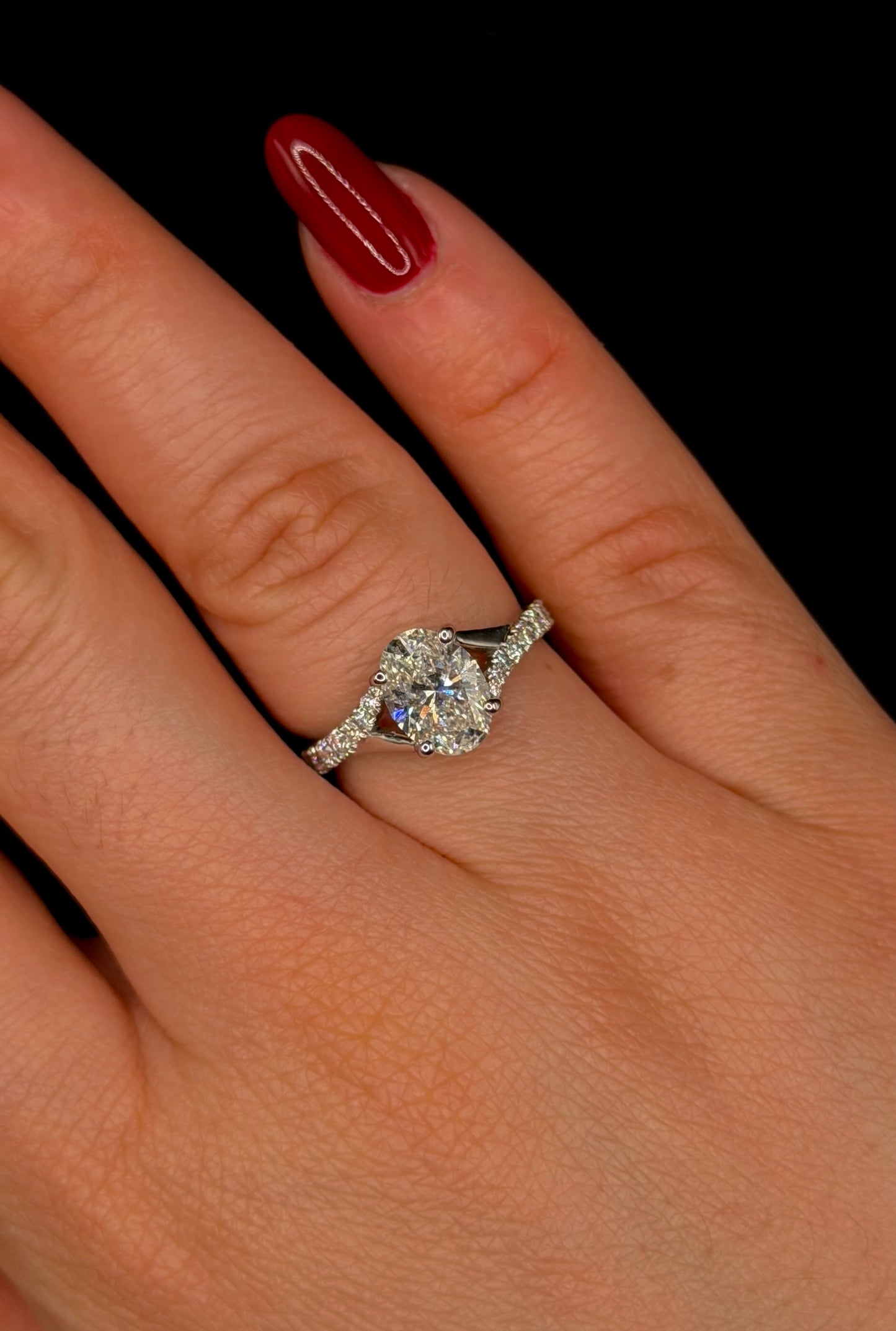 1.50ct Oval E VS1 Split Shank Diamond Ring – IGI Certified