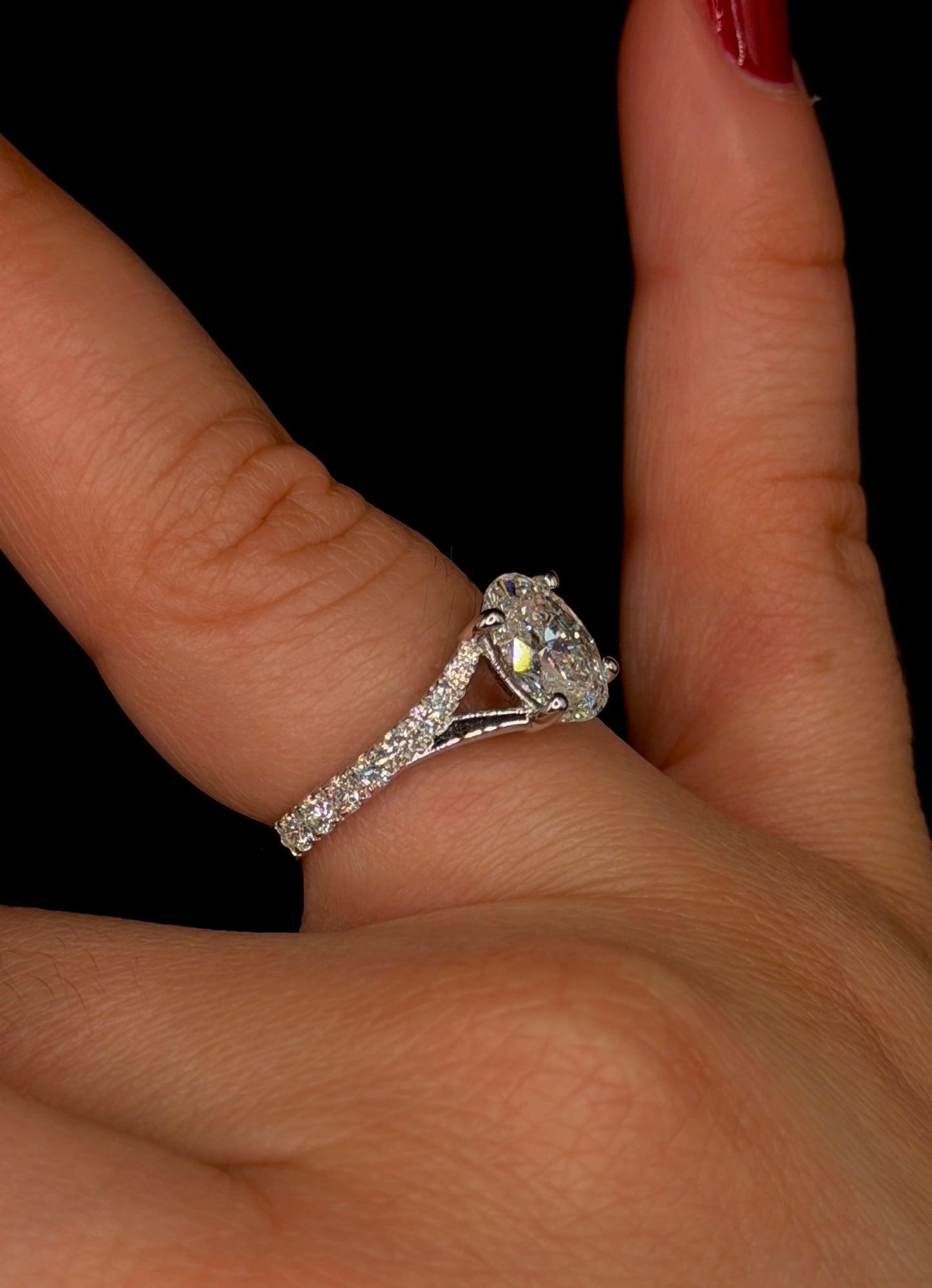 1.50ct Oval E VS1 Split Shank Diamond Ring – IGI Certified