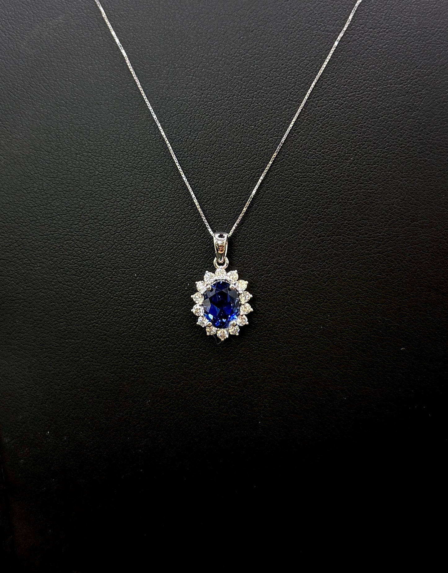 1.00ct Sapphire Lab Halo Diamond Pendant