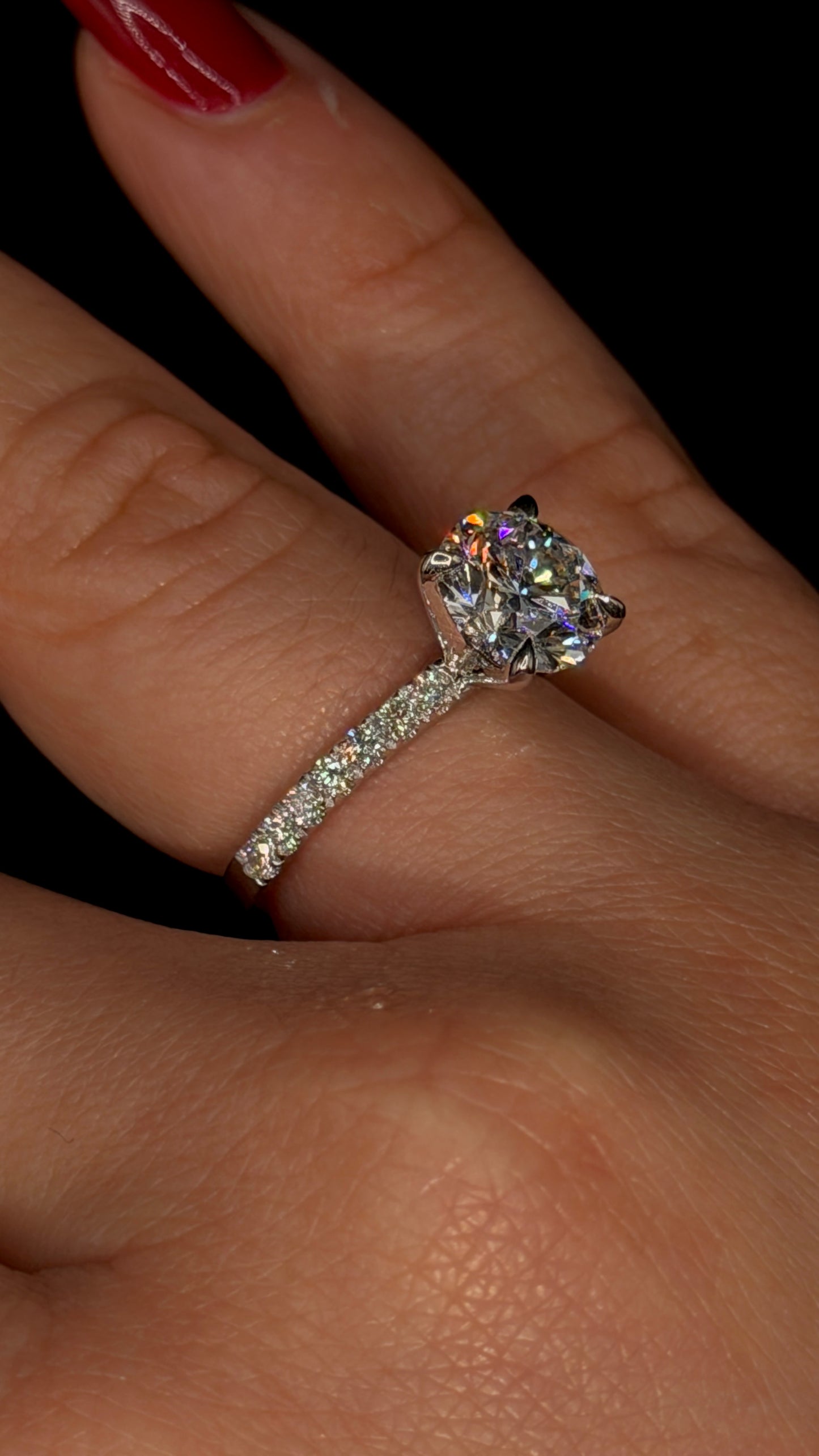 2.00ct Round D VVS2 Diamond Shank Ring – IGI Certified