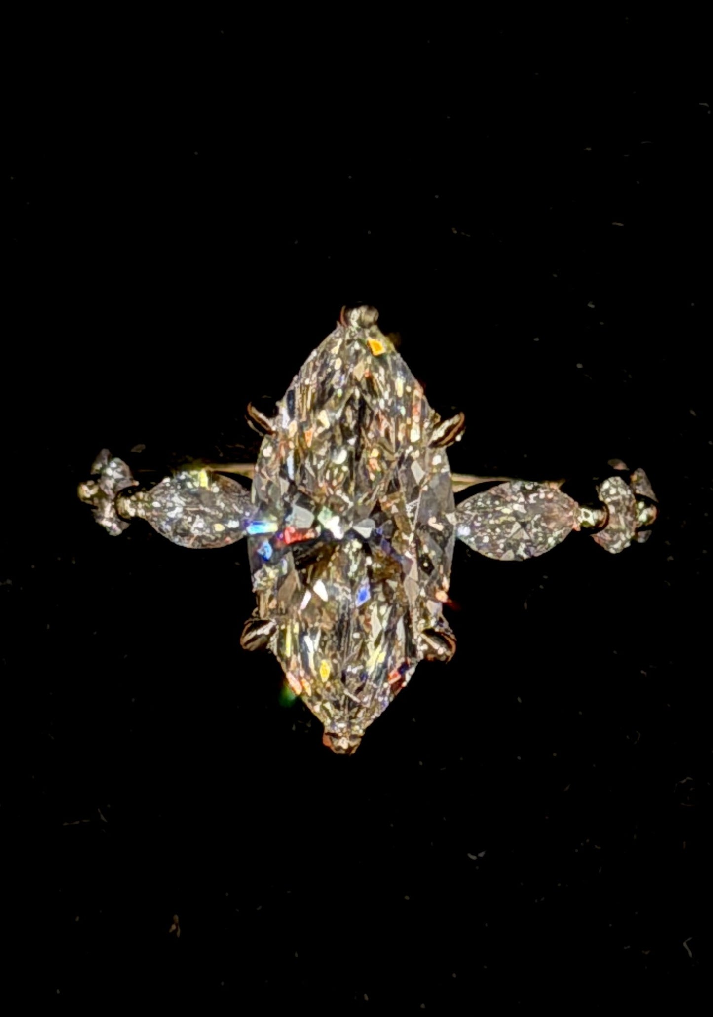 1.50ct Marquise E VS1 Round & Marquise Shank Diamond Ring – IGI Certified