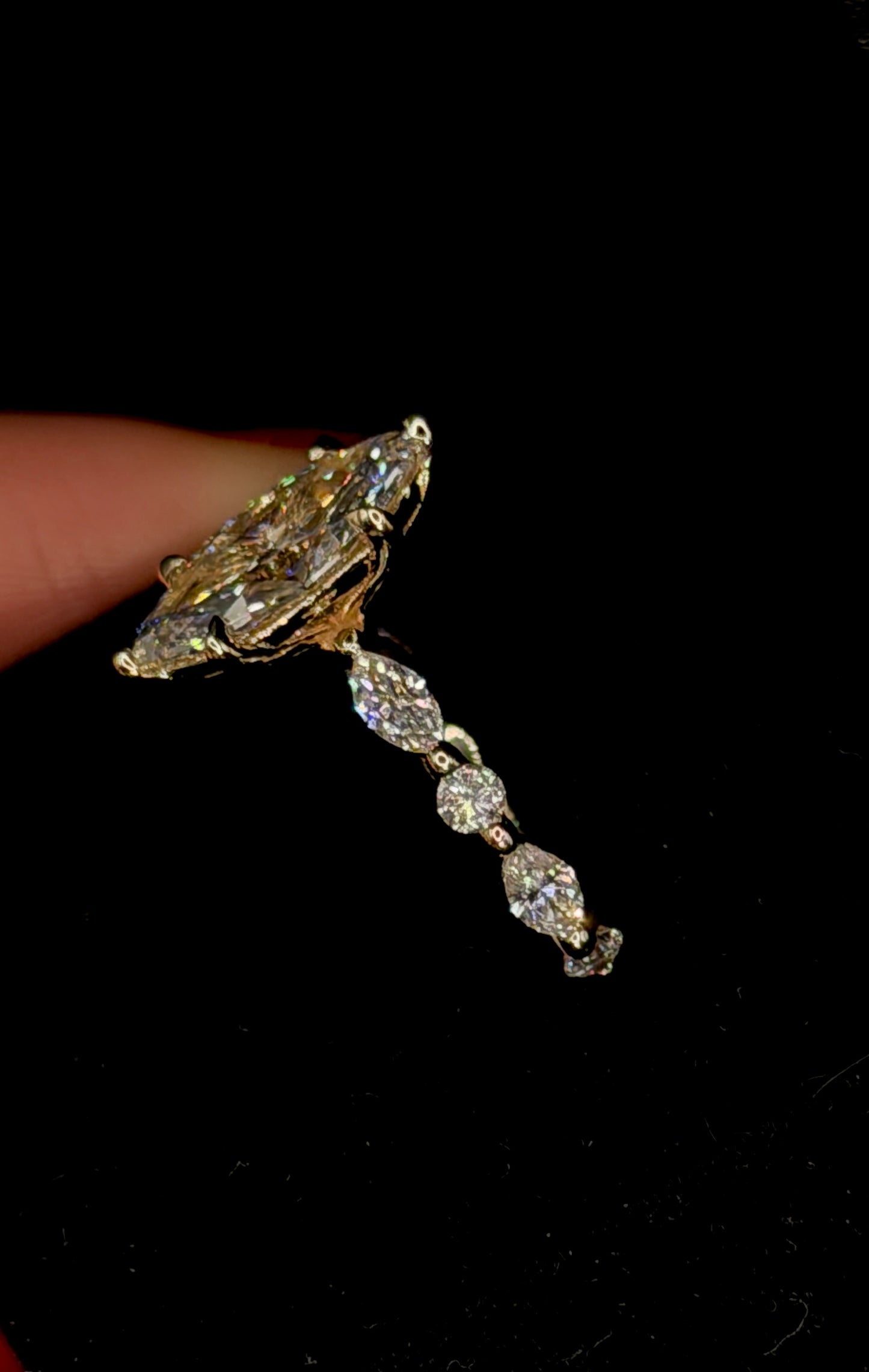 1.50ct Marquise E VS1 Round & Marquise Shank Diamond Ring – IGI Certified
