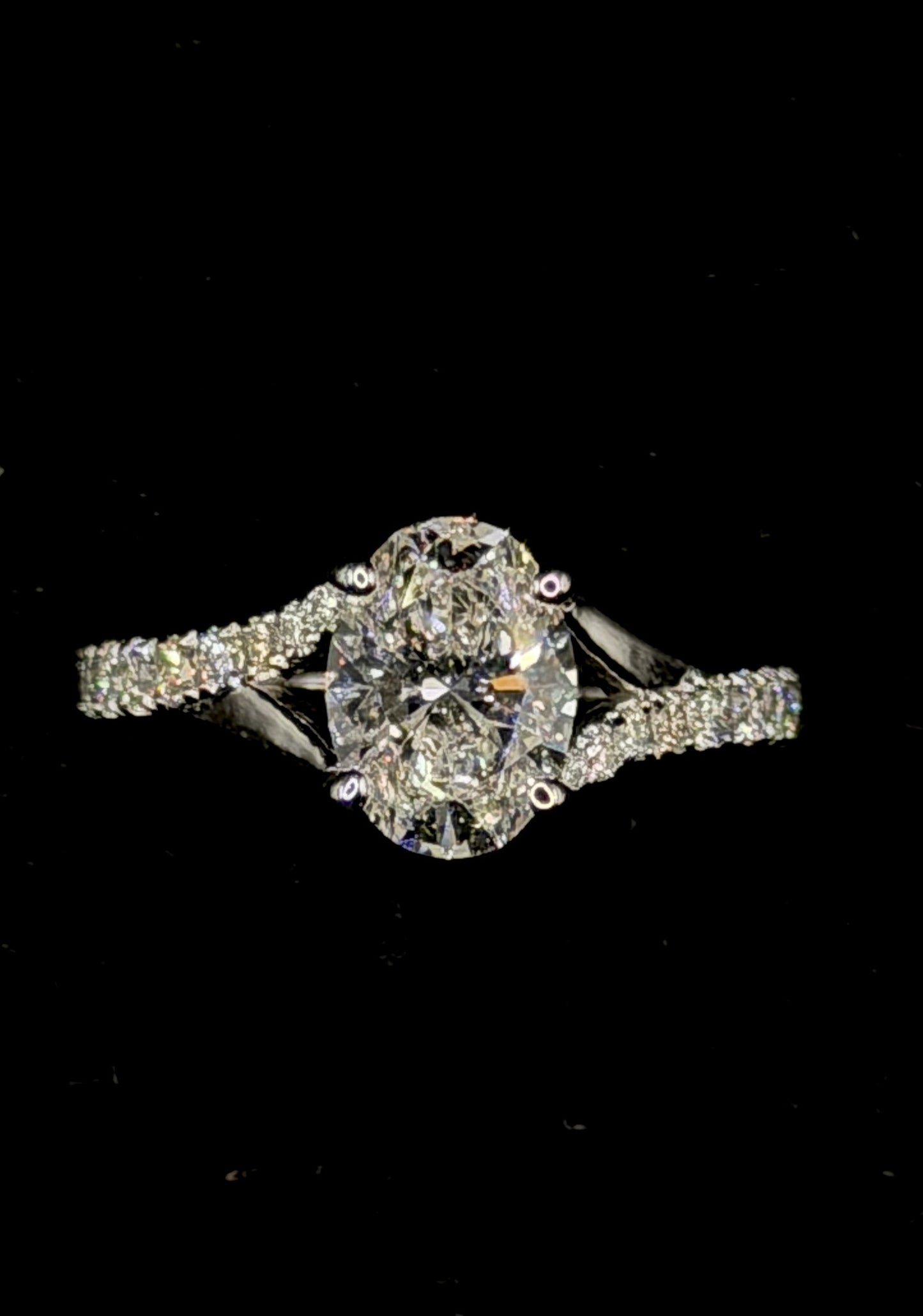 1.50ct Oval E VS1 Split Shank Diamond Ring – IGI Certified