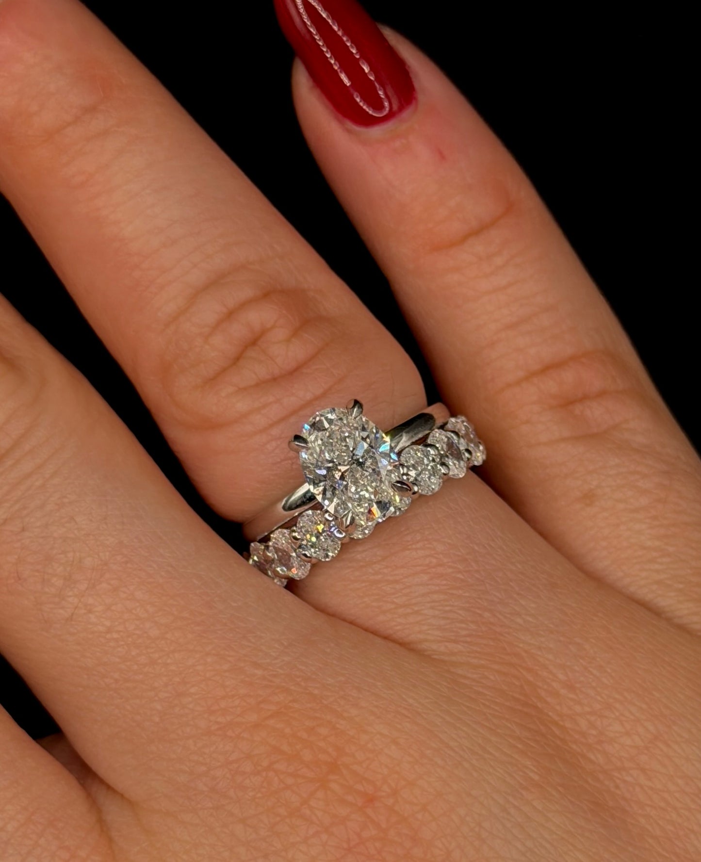 1.50ct Oval E VS1 Bridal Set – Solitaire & Oval Eternity Band – IGI Certified