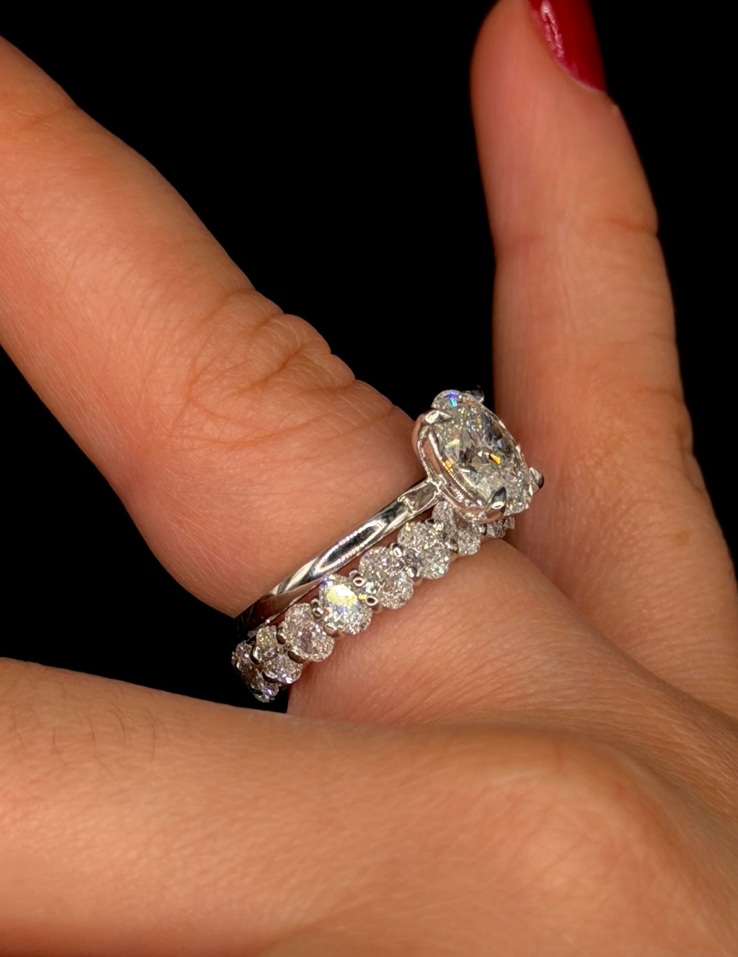 1.50ct Oval E VS1 Bridal Set – Solitaire & Oval Eternity Band – IGI Certified