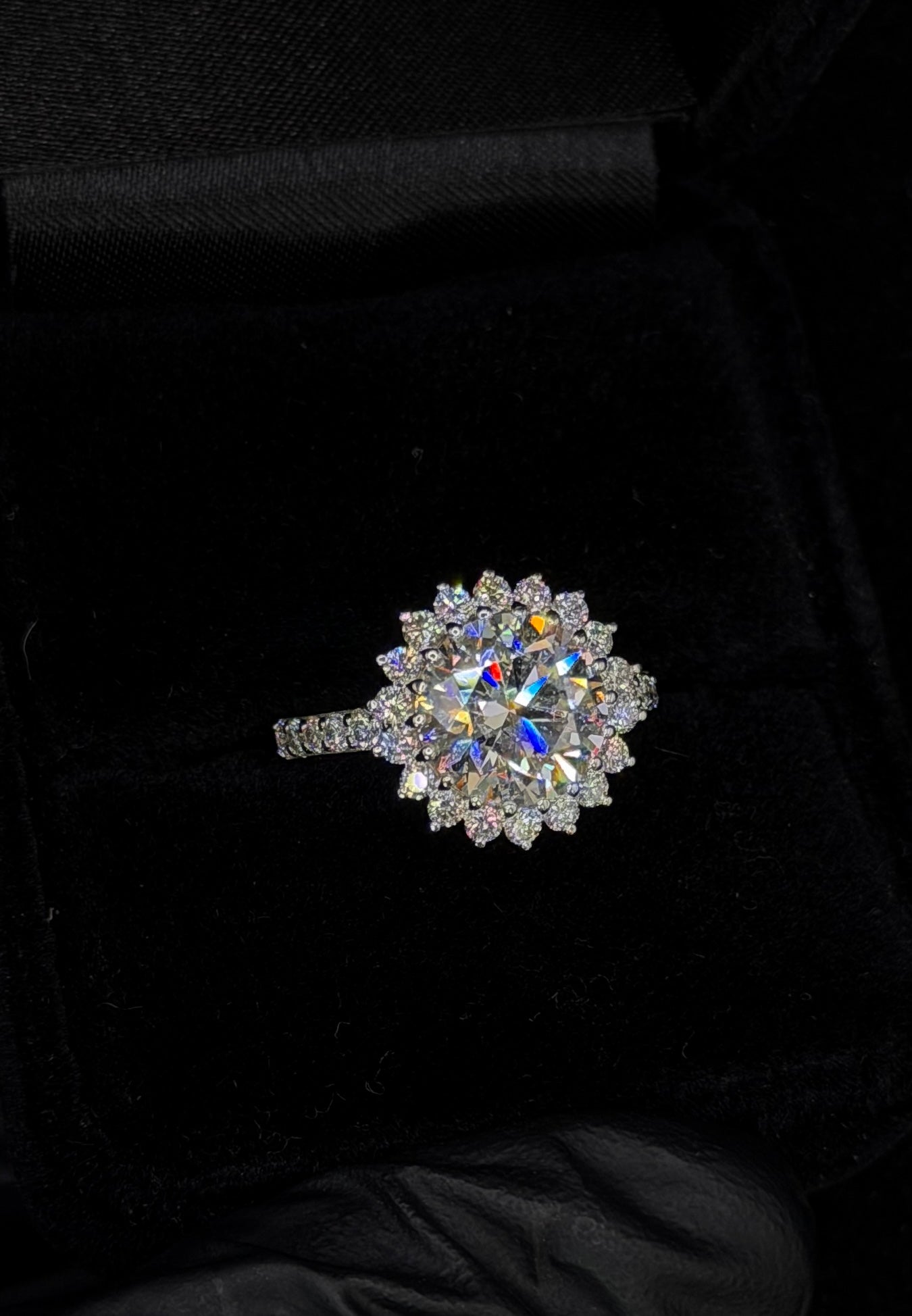 3.00ct Round D VS1 Halo Diamond Shank Engagement Ring – IGI Certified
