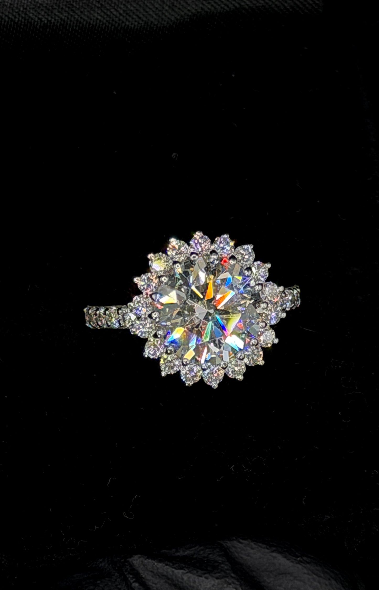 3.00ct Round D VS1 Halo Diamond Shank Engagement Ring – IGI Certified