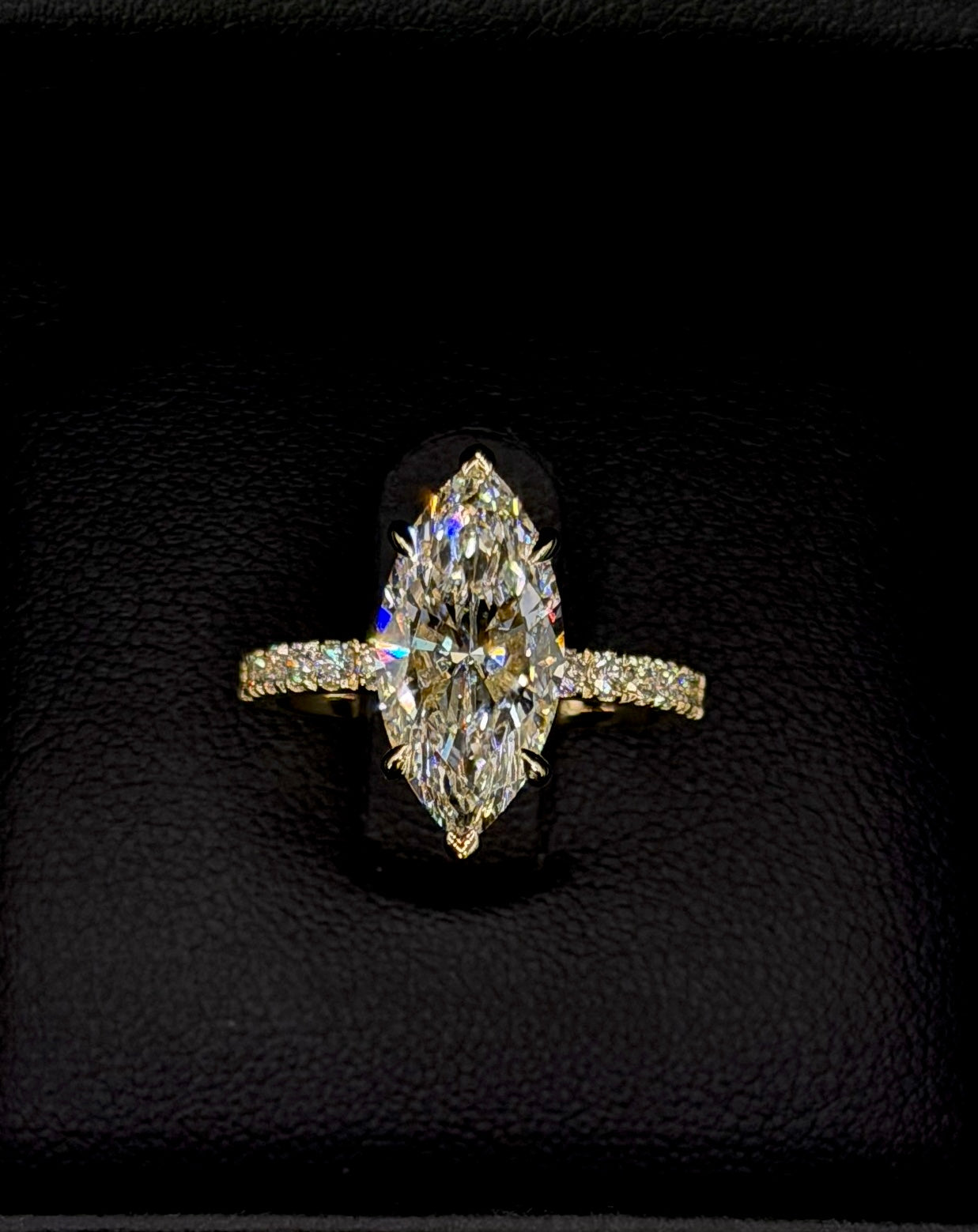 3.00ct Marquise E VVS2 Diamond Shank Engagement Ring – IGI Certified