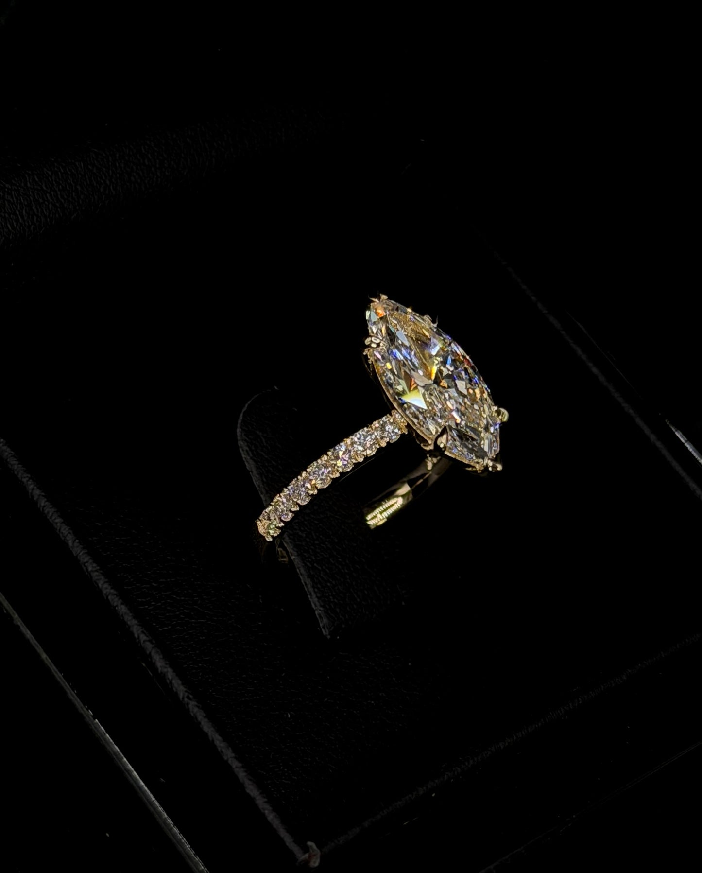 3.00ct Marquise E VVS2 Diamond Shank Engagement Ring – IGI Certified