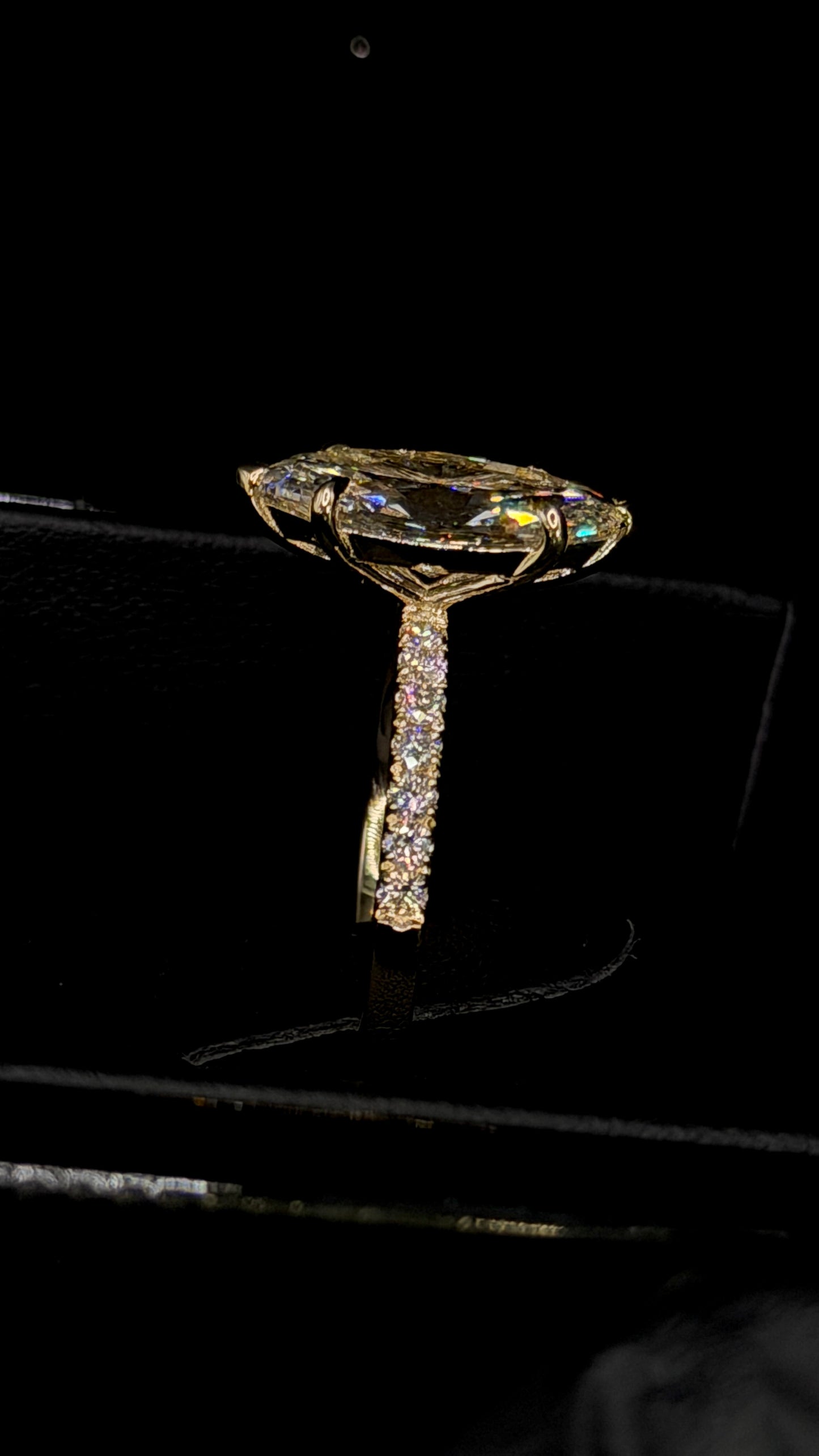 3.00ct Marquise E VVS2 Diamond Shank Engagement Ring – IGI Certified