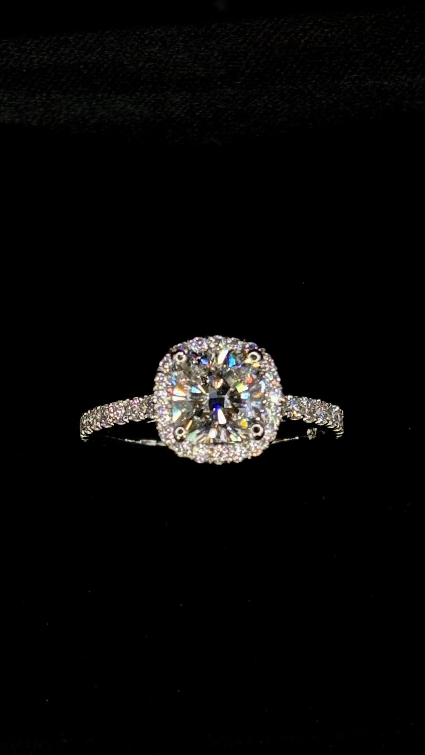 1.50ct Cushion Cut (E VS1) Diamond Engagement Ring – IGI Certified  Halo & Diamond Shank