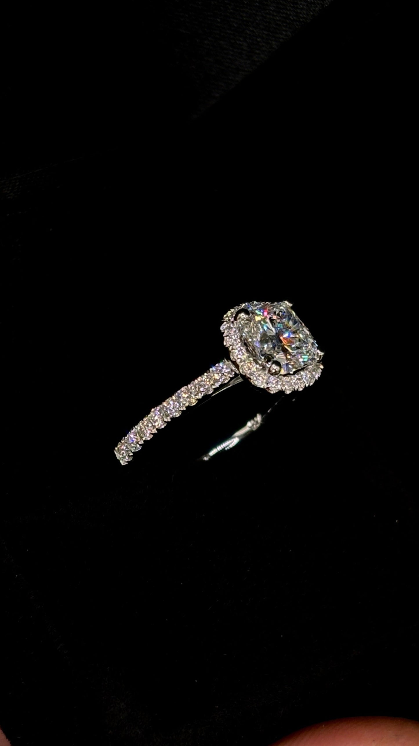 1.50ct Cushion Cut (E VS1) Diamond Engagement Ring – IGI Certified  Halo & Diamond Shank